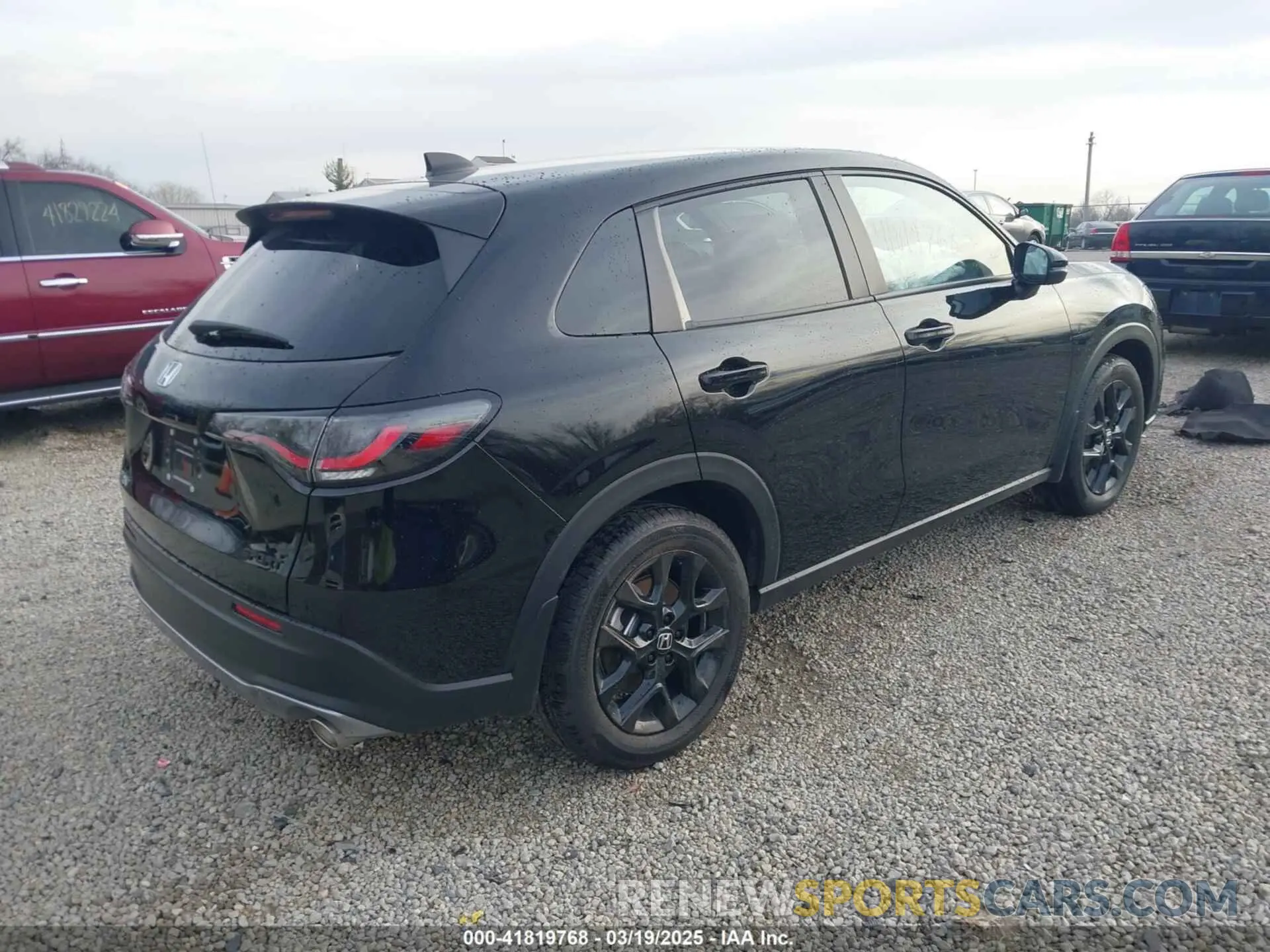 4 Photograph of a damaged car 3CZRZ2H53SM758272 HONDA HR-V 2025