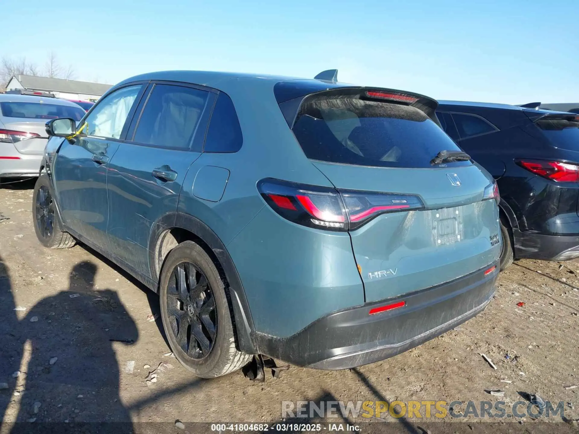 3 Photograph of a damaged car 3CZRZ2H54SM709369 HONDA HR-V 2025
