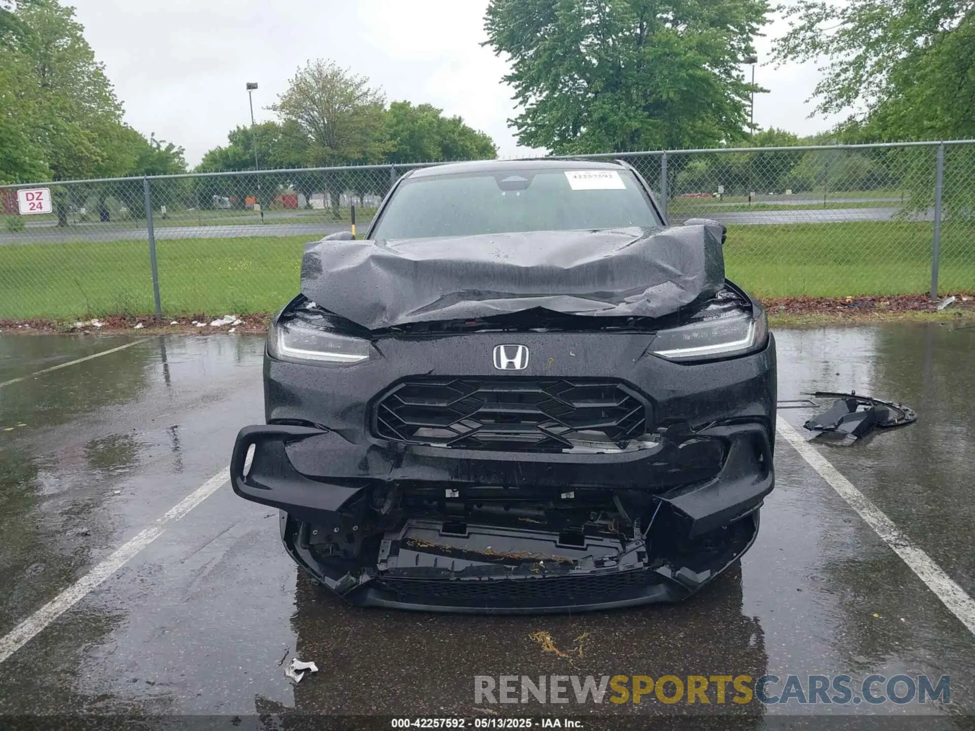 6 Photograph of a damaged car 3CZRZ2H54SM731498 HONDA HR-V 2025