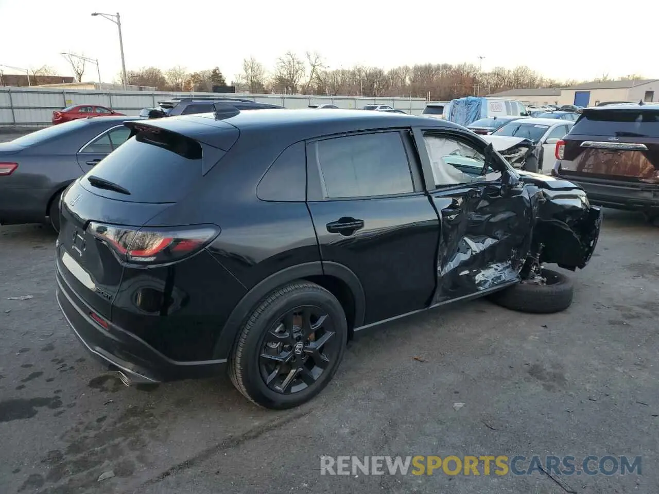 3 Photograph of a damaged car 3CZRZ2H55SM707694 HONDA HR-V 2025