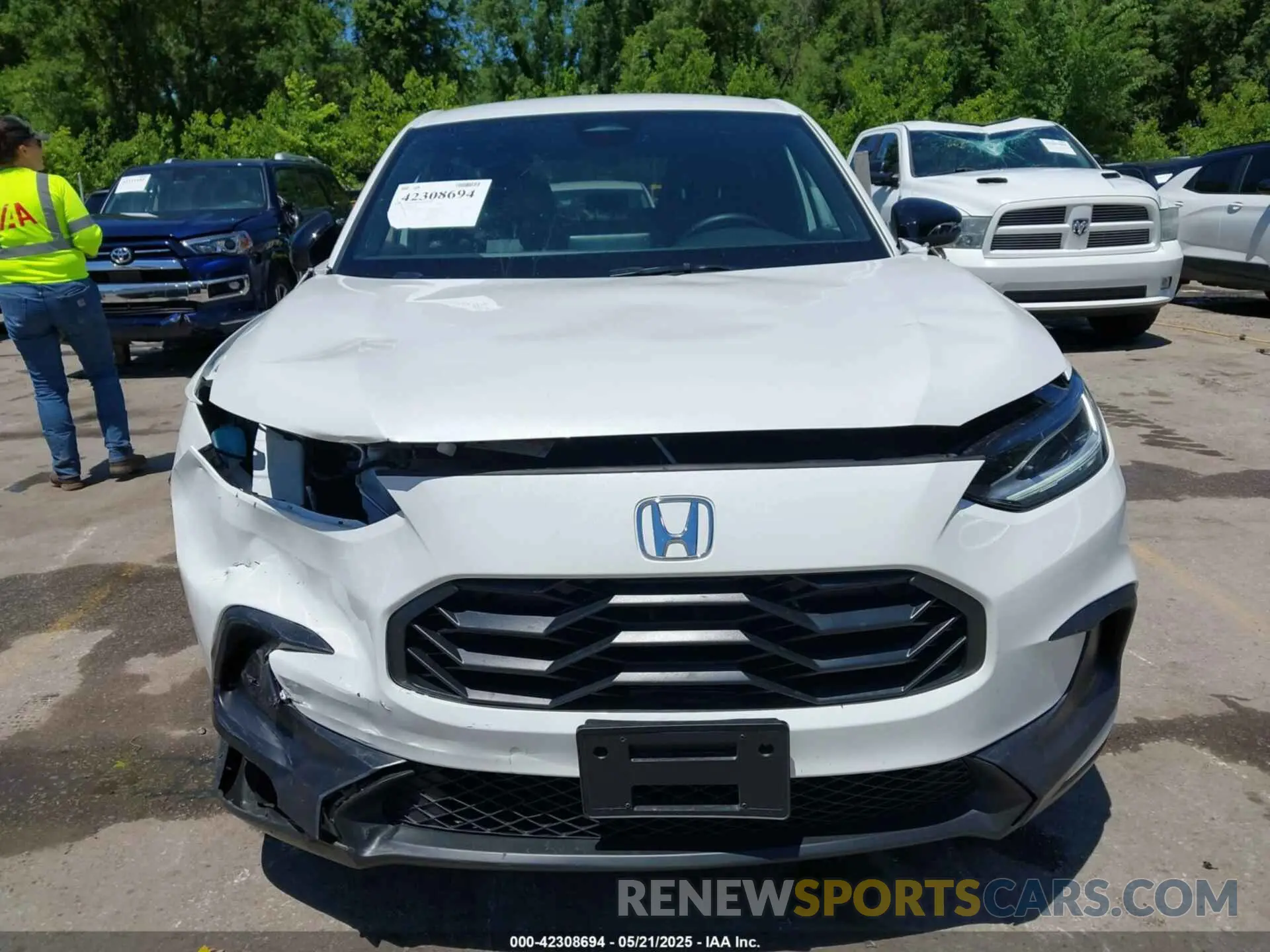 13 Photograph of a damaged car 3CZRZ2H55SM735947 HONDA HR-V 2025
