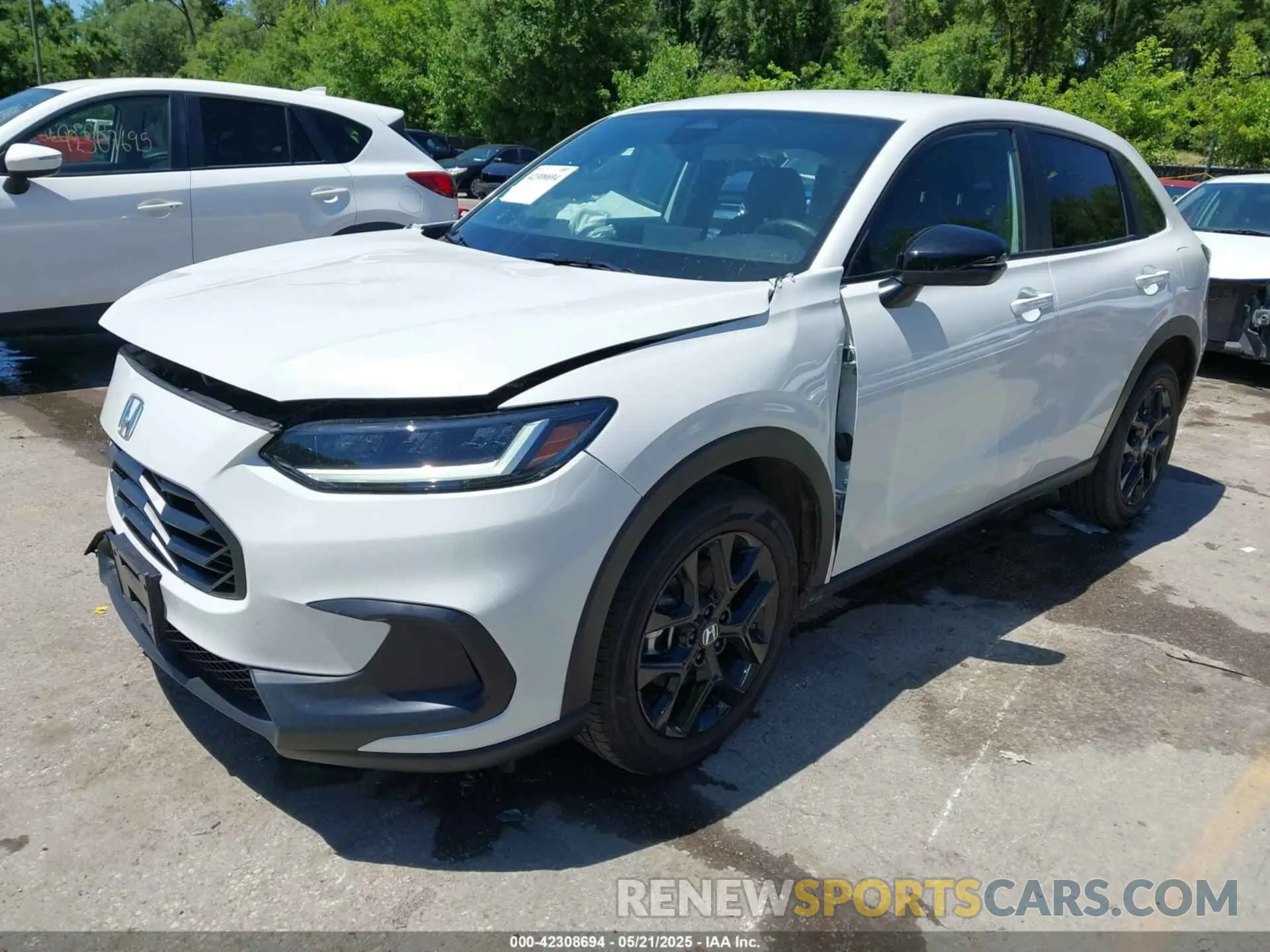 2 Photograph of a damaged car 3CZRZ2H55SM735947 HONDA HR-V 2025