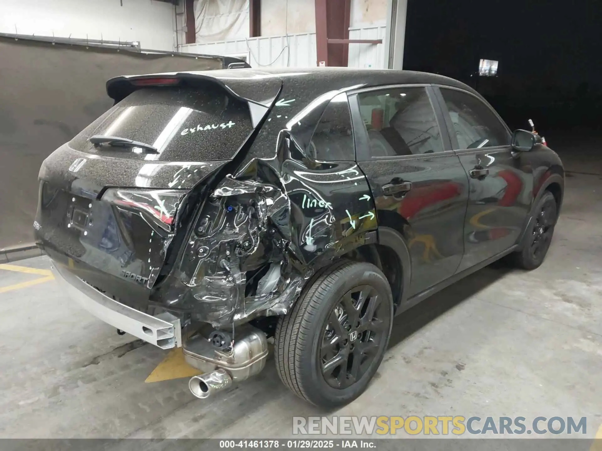 4 Photograph of a damaged car 3CZRZ2H55SM736323 HONDA HR-V 2025