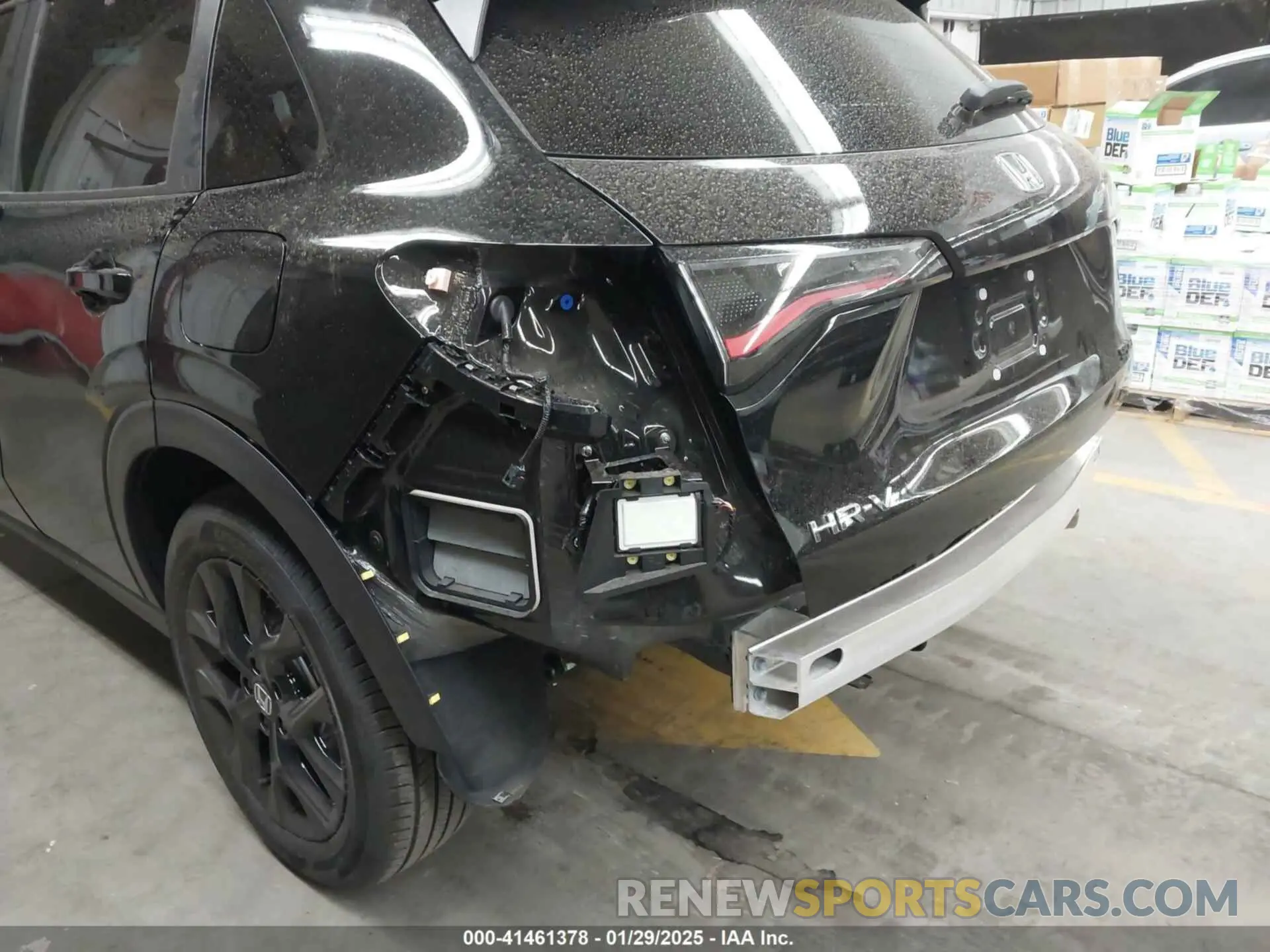 6 Photograph of a damaged car 3CZRZ2H55SM736323 HONDA HR-V 2025
