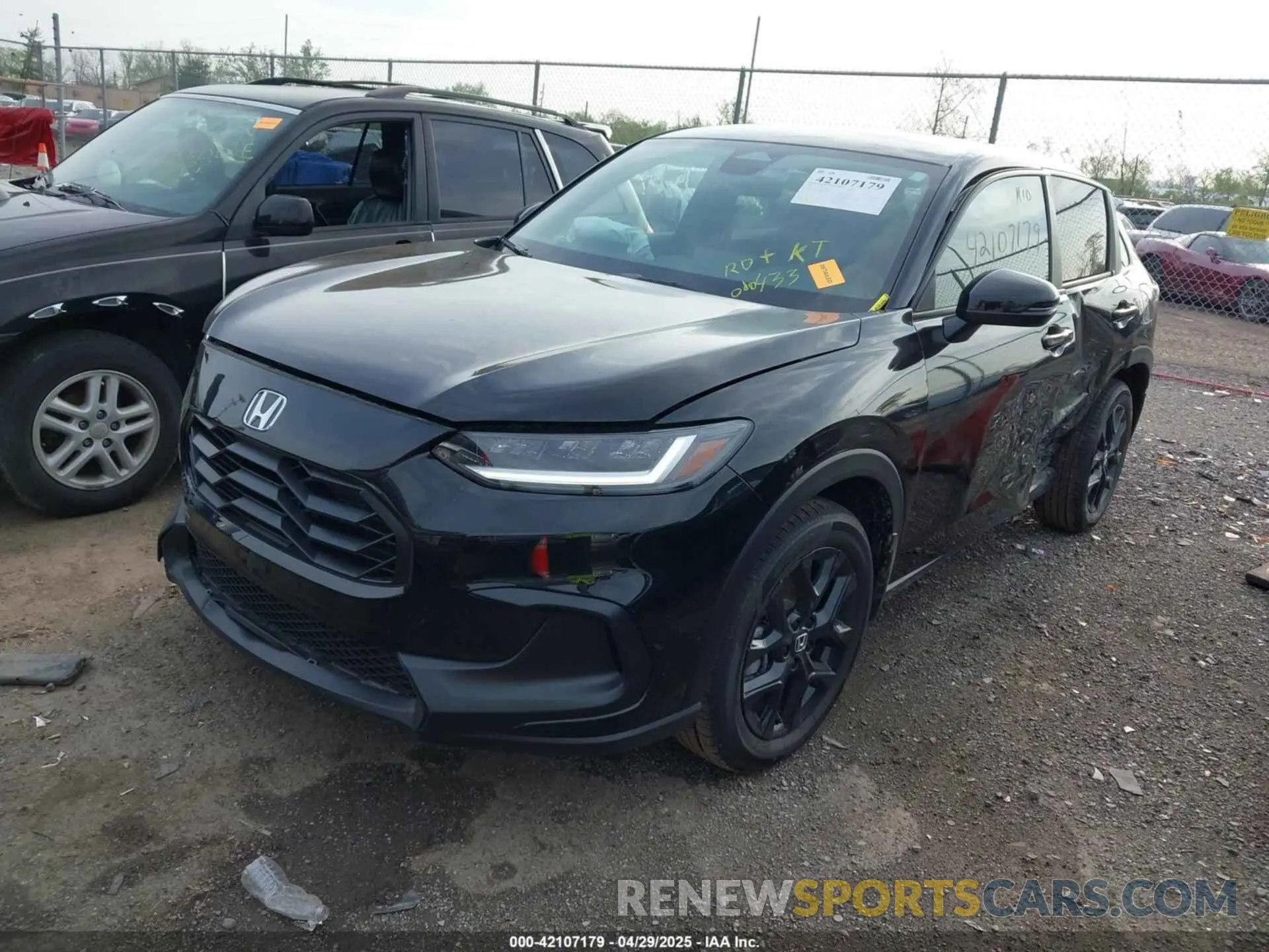 2 Photograph of a damaged car 3CZRZ2H55SM780385 HONDA HR-V 2025