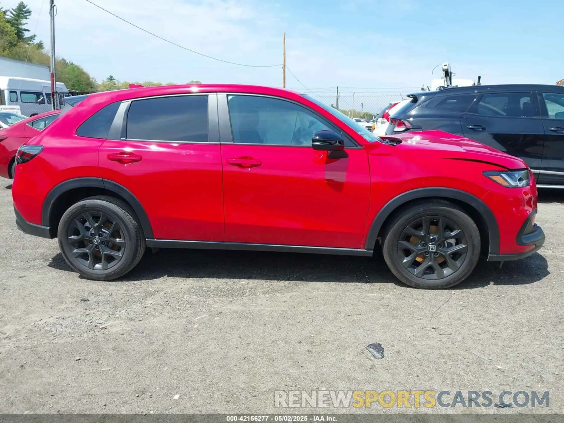 13 Photograph of a damaged car 3CZRZ2H56SM722088 HONDA HR-V 2025
