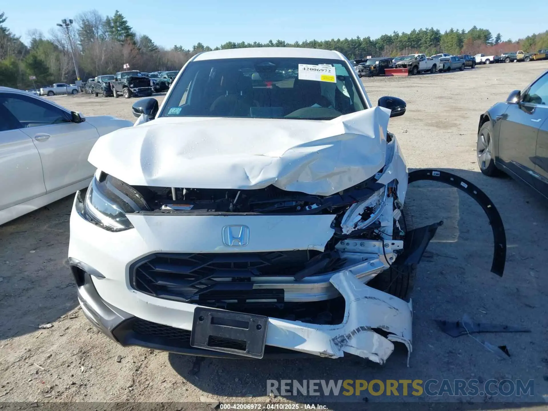 11 Photograph of a damaged car 3CZRZ2H56SM769038 HONDA HR-V 2025