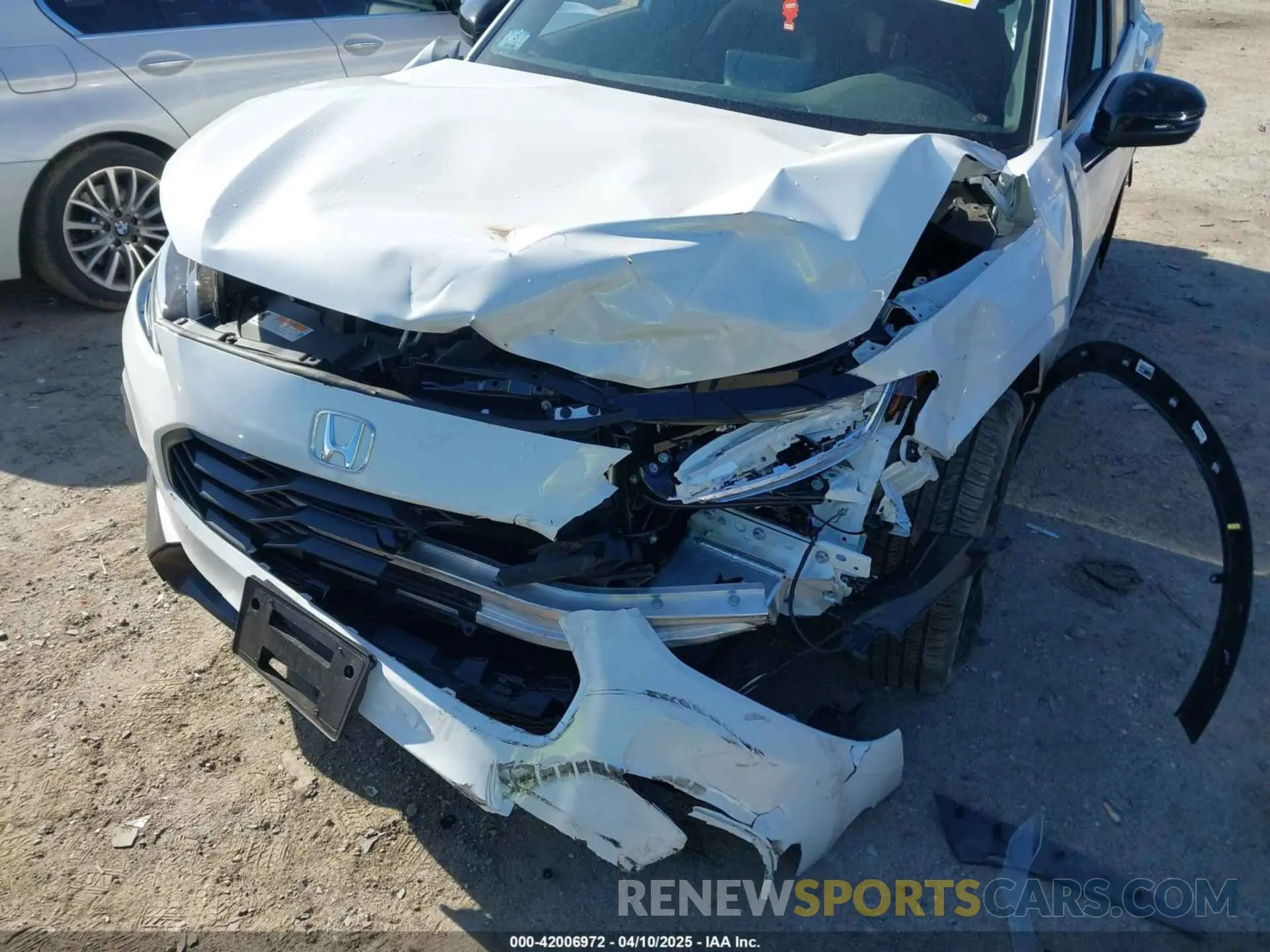 6 Photograph of a damaged car 3CZRZ2H56SM769038 HONDA HR-V 2025