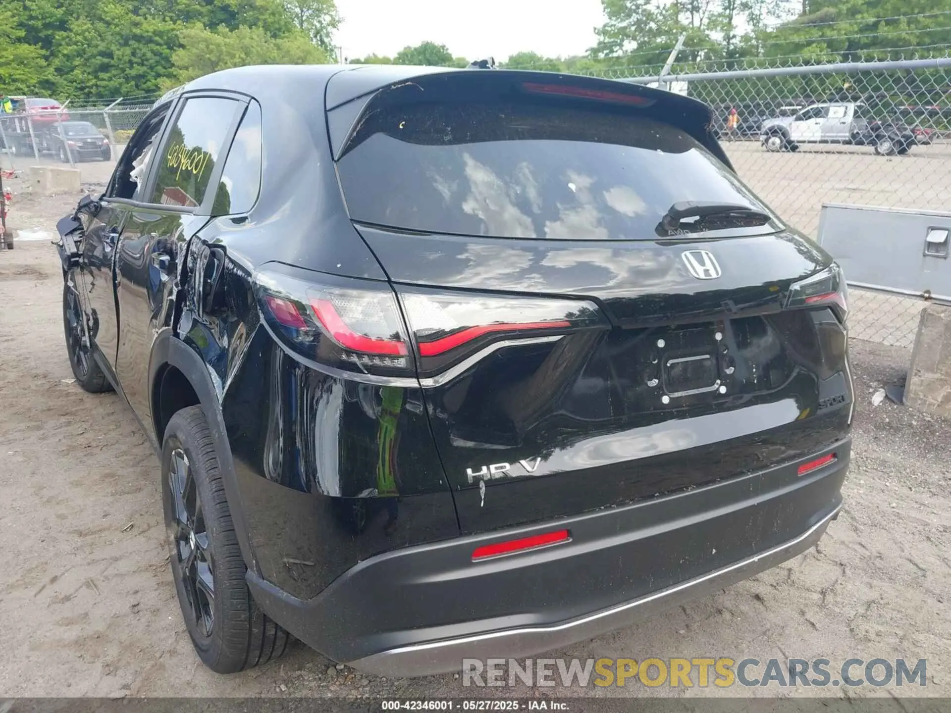 3 Photograph of a damaged car 3CZRZ2H56SM778208 HONDA HR-V 2025