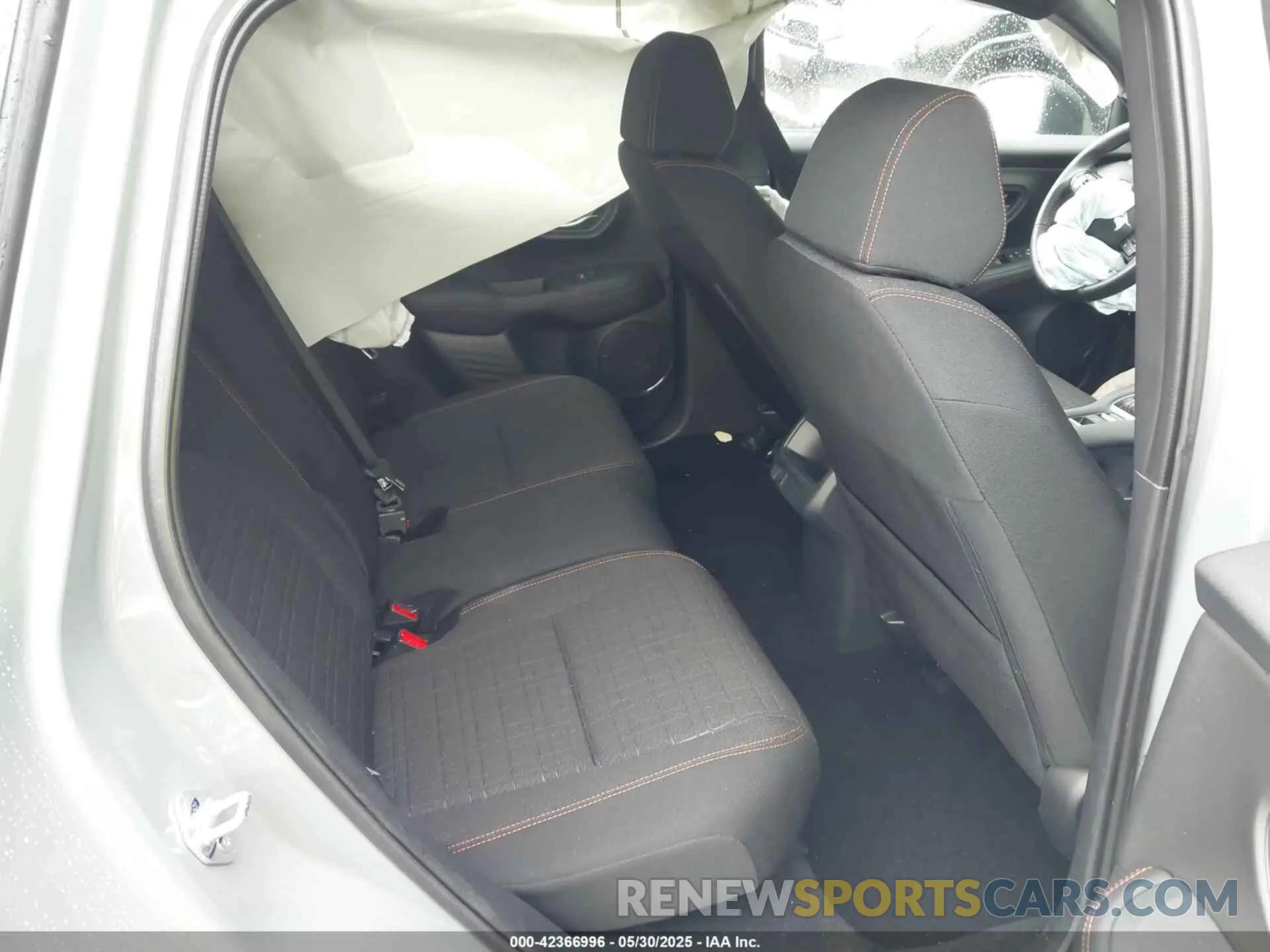 8 Photograph of a damaged car 3CZRZ2H56SM780900 HONDA HR-V 2025