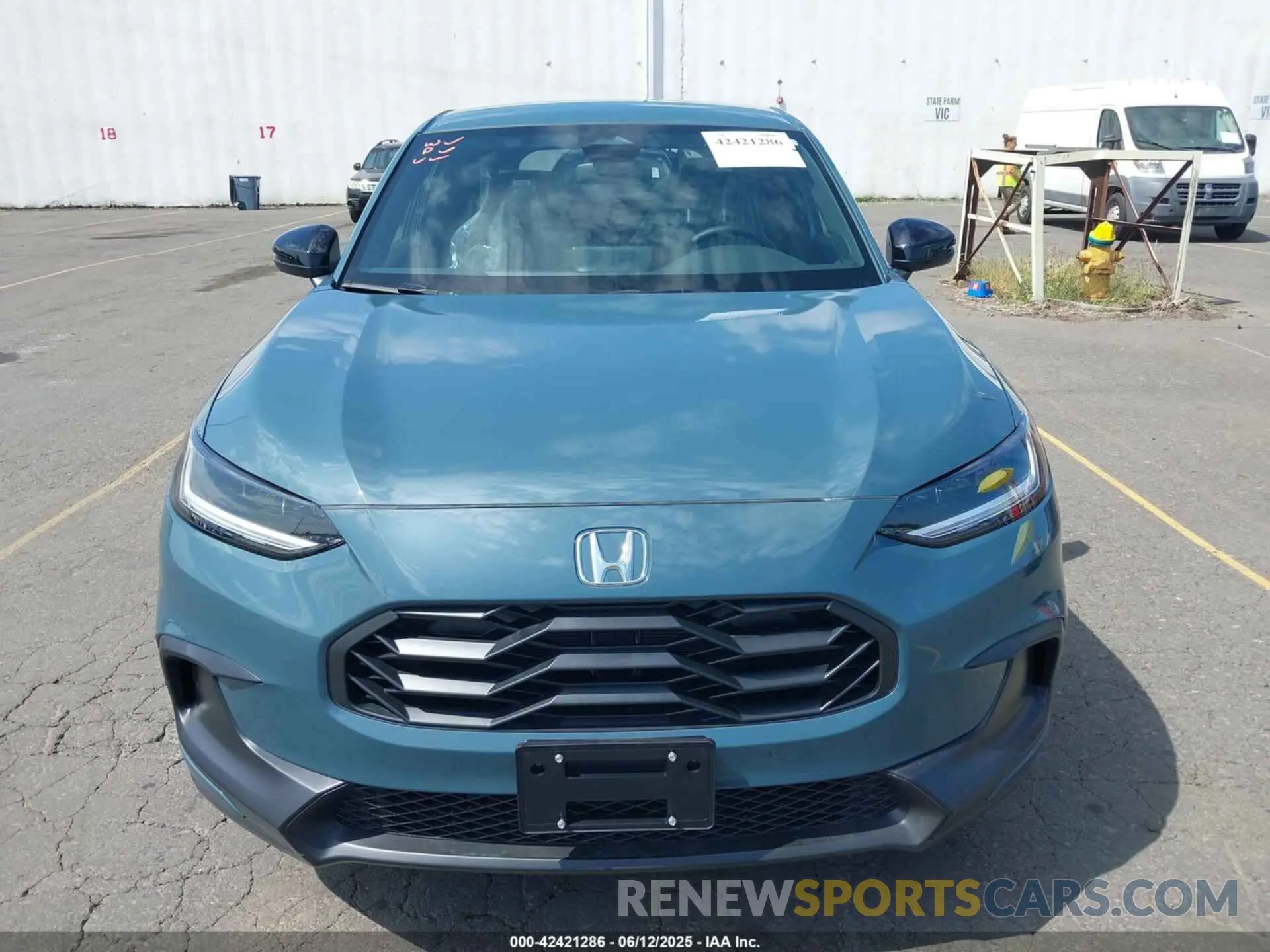 13 Photograph of a damaged car 3CZRZ2H57SM789024 HONDA HR-V 2025