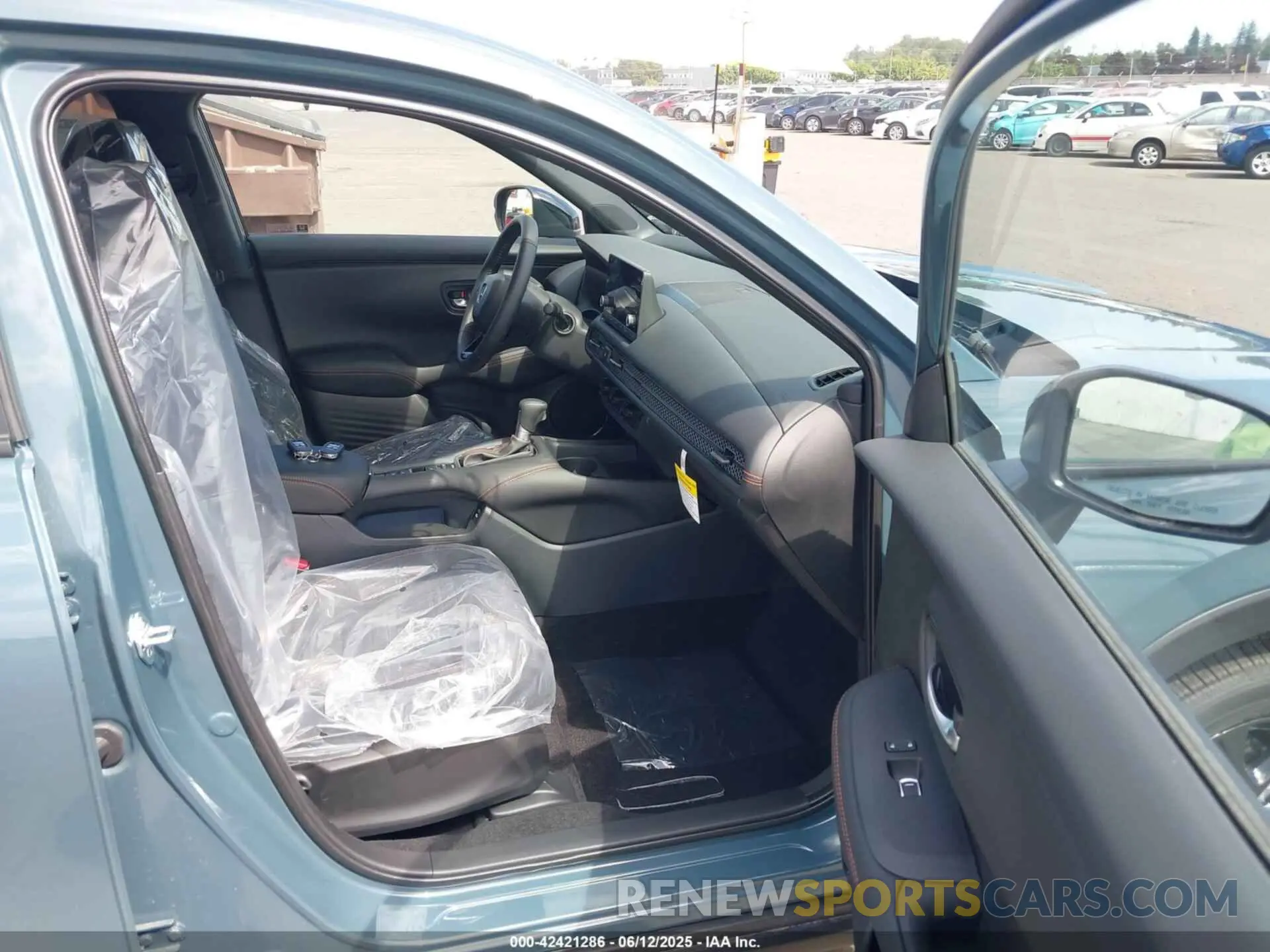 5 Photograph of a damaged car 3CZRZ2H57SM789024 HONDA HR-V 2025