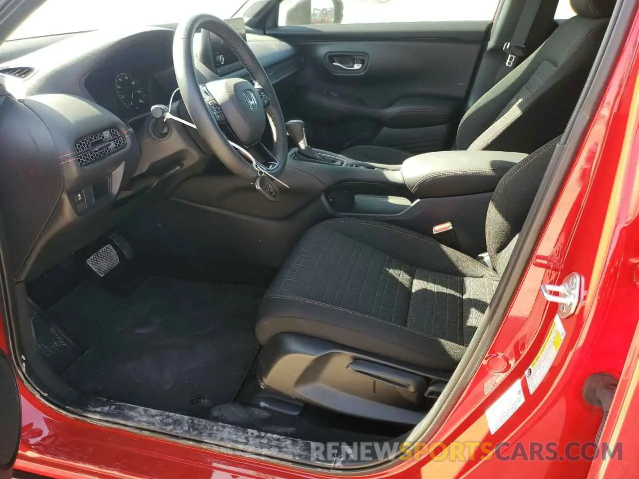 7 Photograph of a damaged car 3CZRZ2H58SM718608 HONDA HR-V 2025