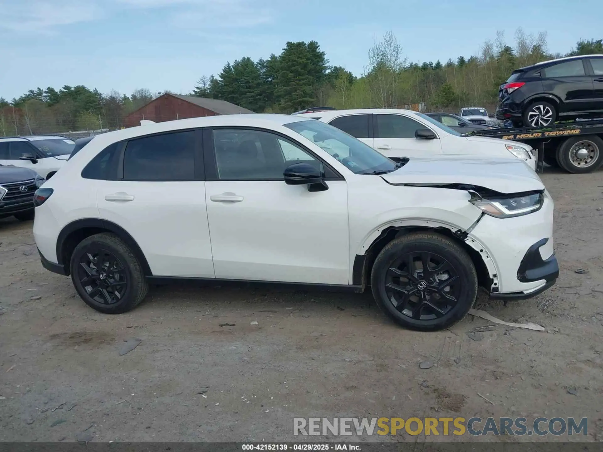 13 Photograph of a damaged car 3CZRZ2H58SM782079 HONDA HR-V 2025