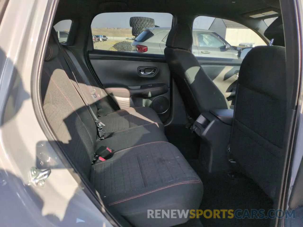 10 Photograph of a damaged car 3CZRZ2H59SM701851 HONDA HR-V 2025