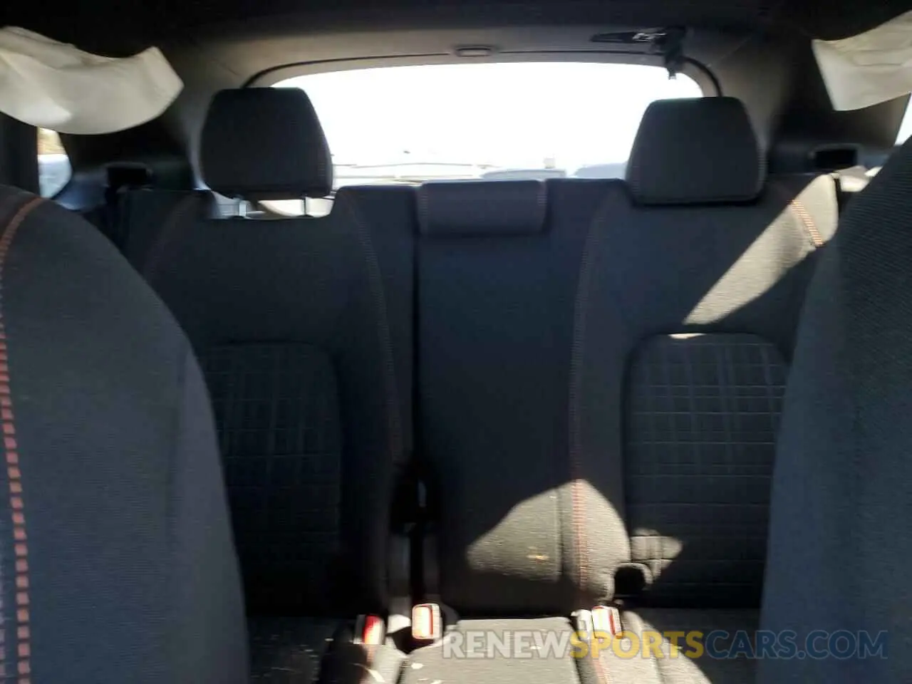 10 Photograph of a damaged car 3CZRZ2H59SM702658 HONDA HR-V 2025