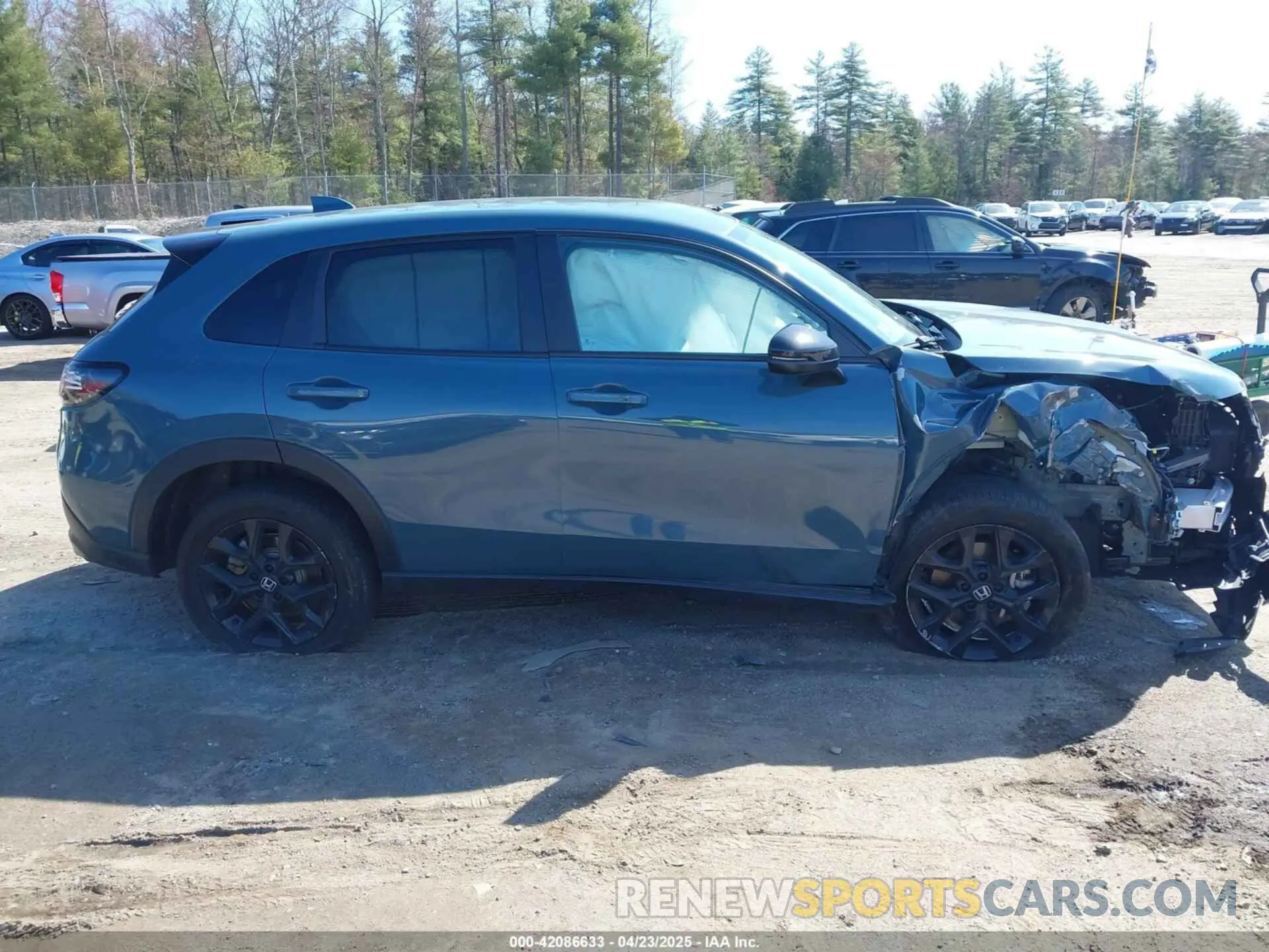 13 Photograph of a damaged car 3CZRZ2H5XSM716830 HONDA HR-V 2025