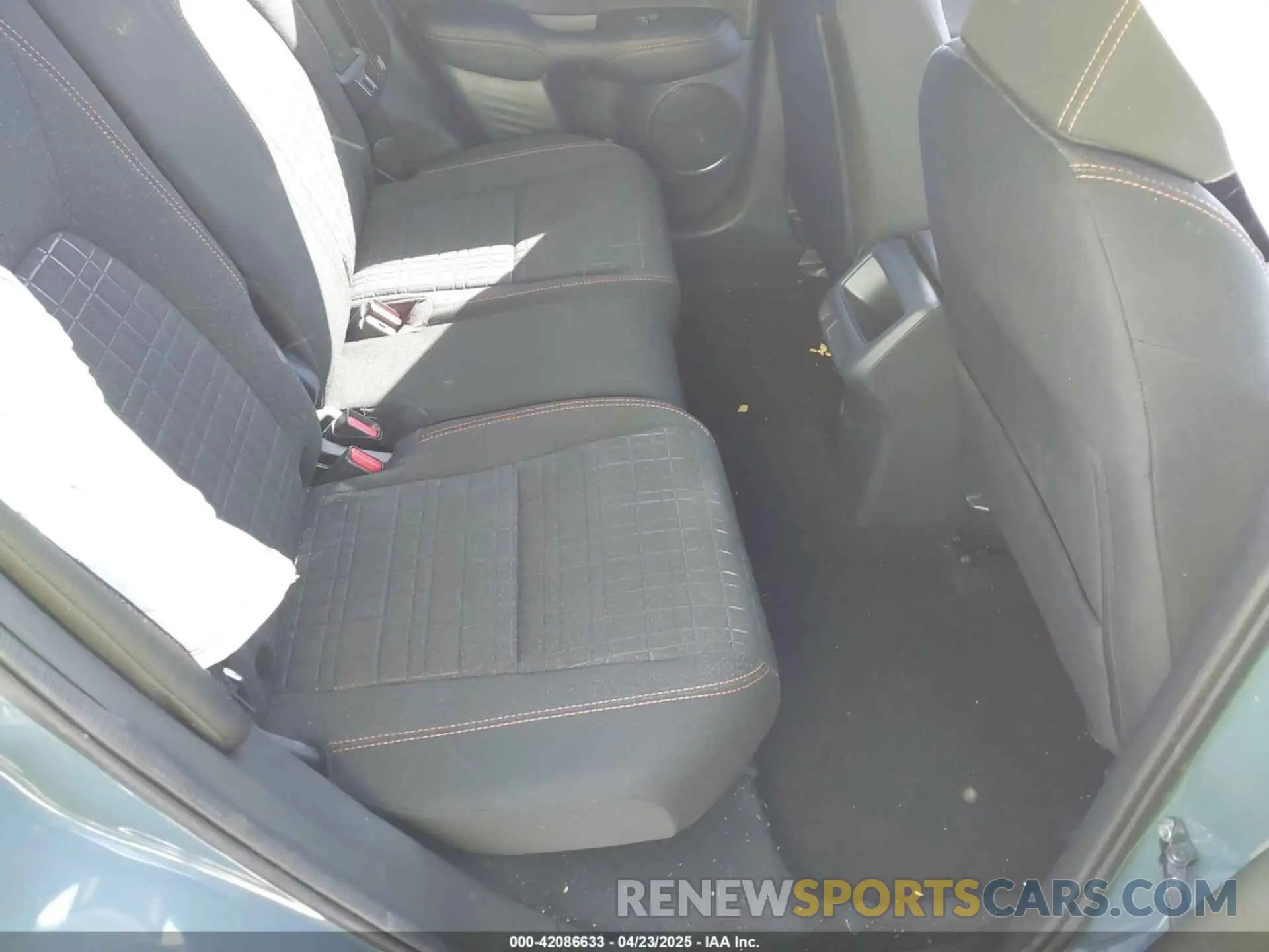 8 Photograph of a damaged car 3CZRZ2H5XSM716830 HONDA HR-V 2025