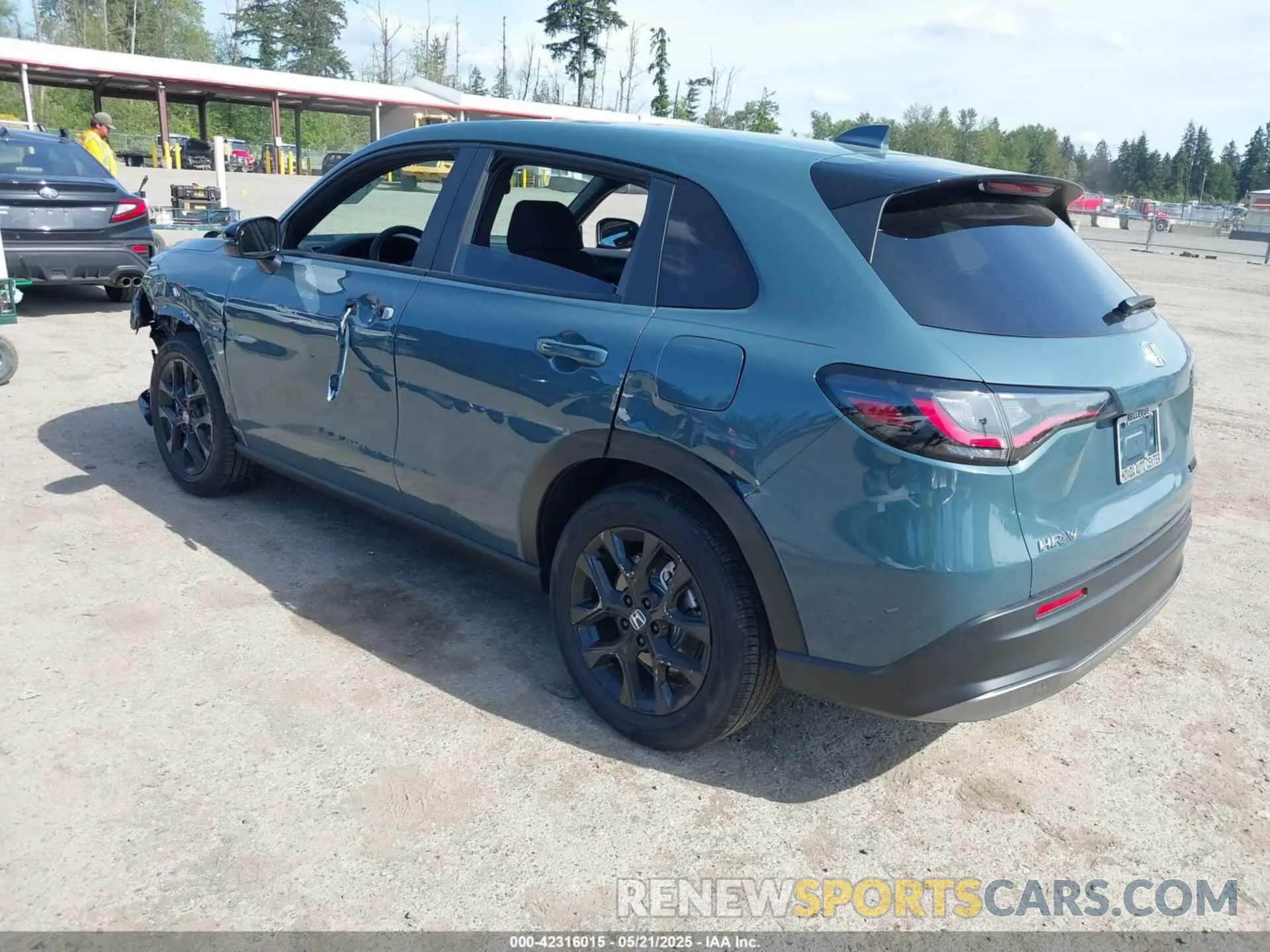 3 Photograph of a damaged car 3CZRZ2H5XSM742232 HONDA HR-V 2025