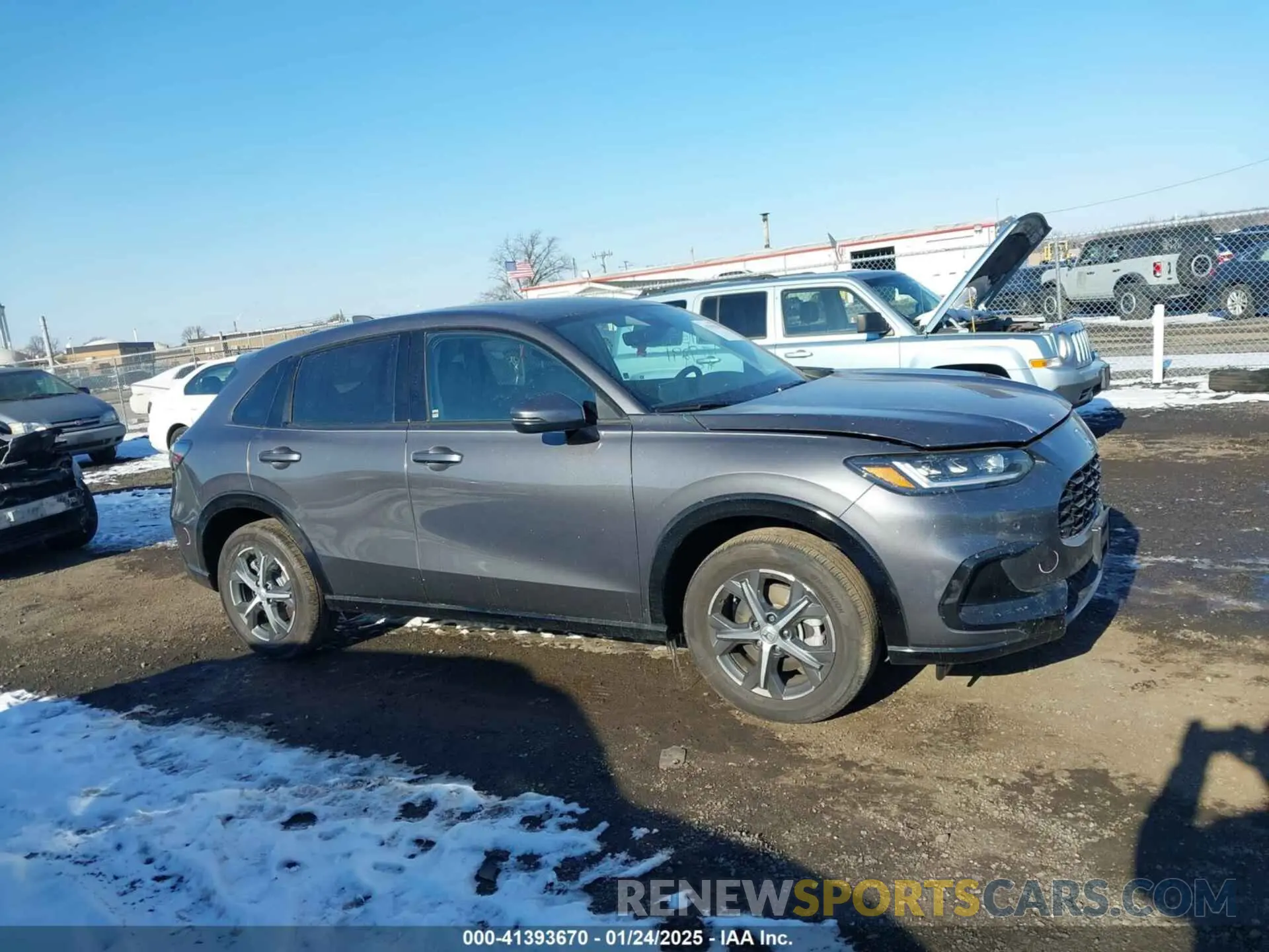 13 Photograph of a damaged car 3CZRZ2H70SM736036 HONDA HR-V 2025