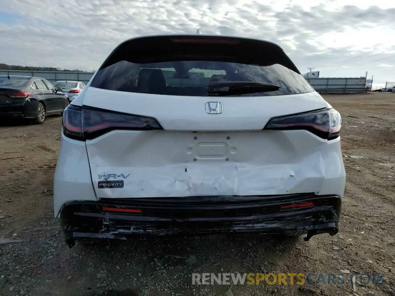 6 Photograph of a damaged car 3CZRZ2H70SM736425 HONDA HR-V 2025