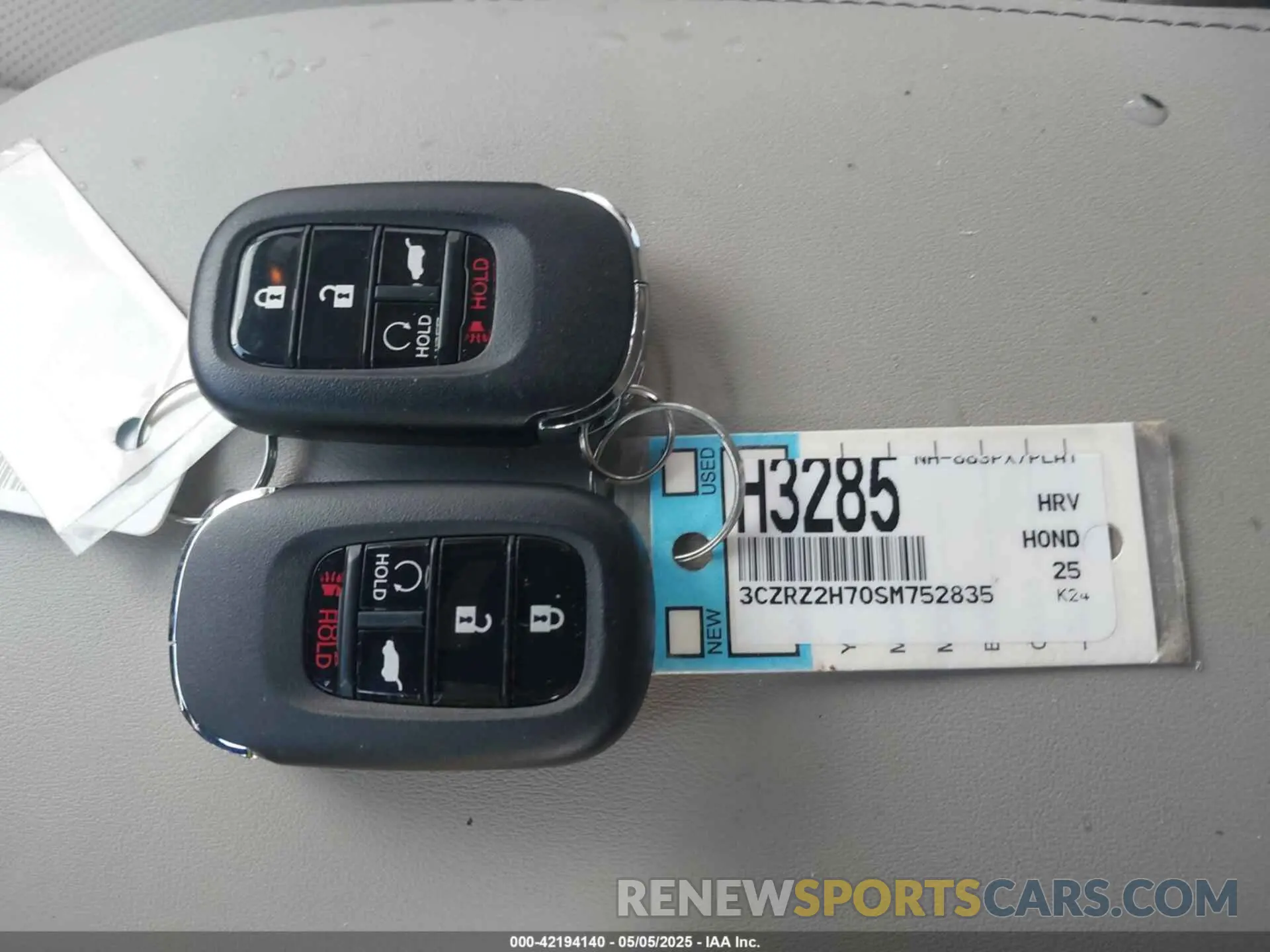 11 Photograph of a damaged car 3CZRZ2H70SM752835 HONDA HR-V 2025