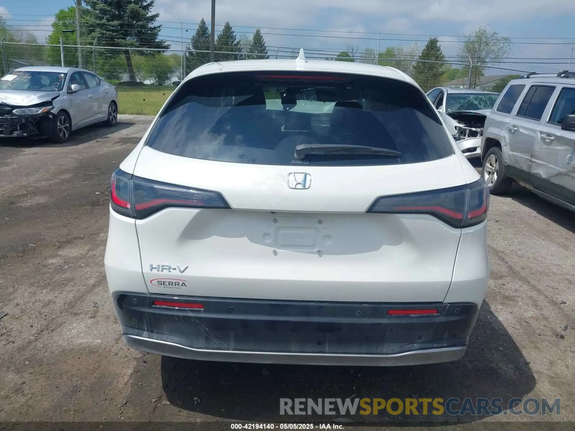 16 Photograph of a damaged car 3CZRZ2H70SM752835 HONDA HR-V 2025