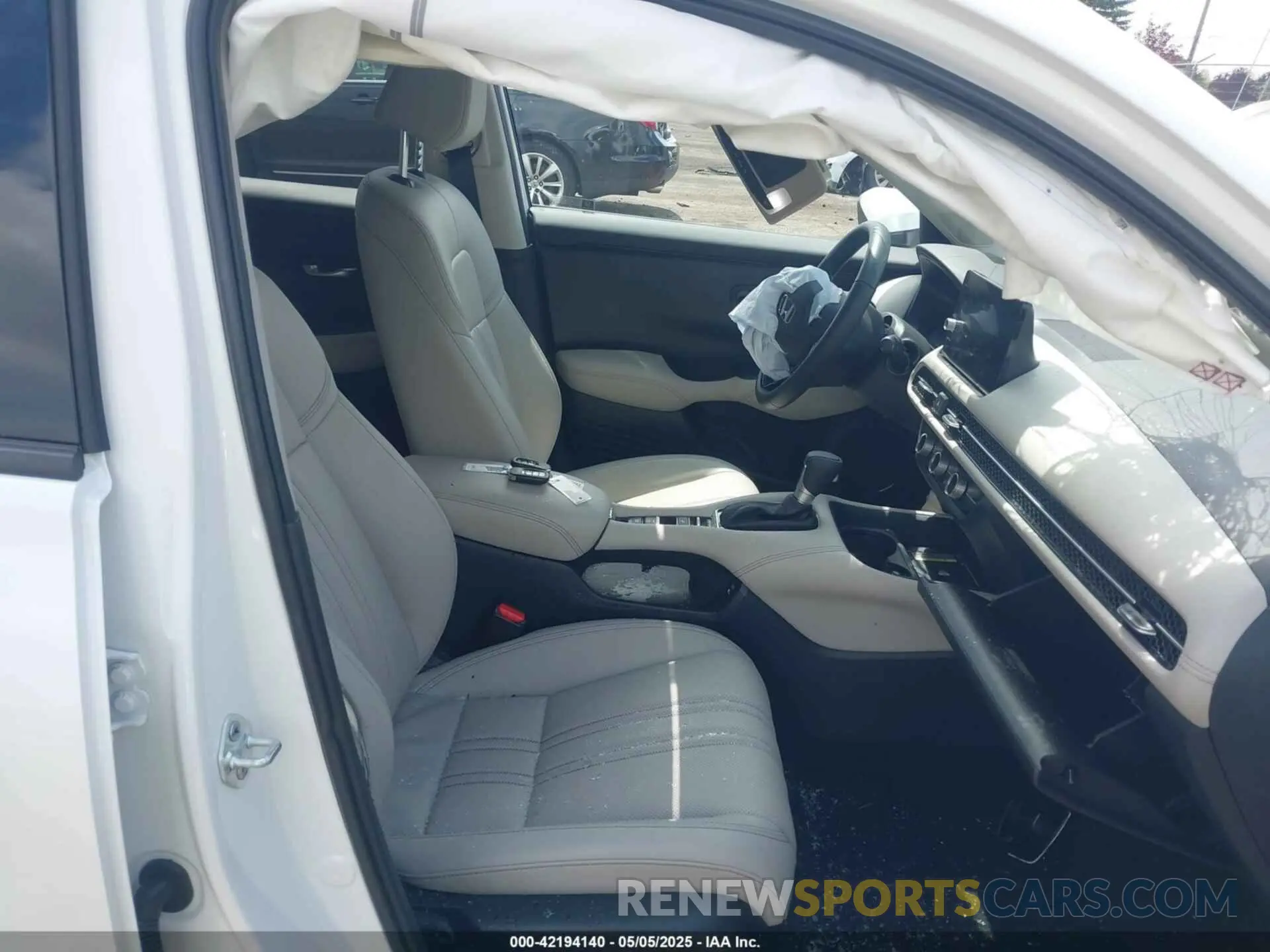 5 Photograph of a damaged car 3CZRZ2H70SM752835 HONDA HR-V 2025