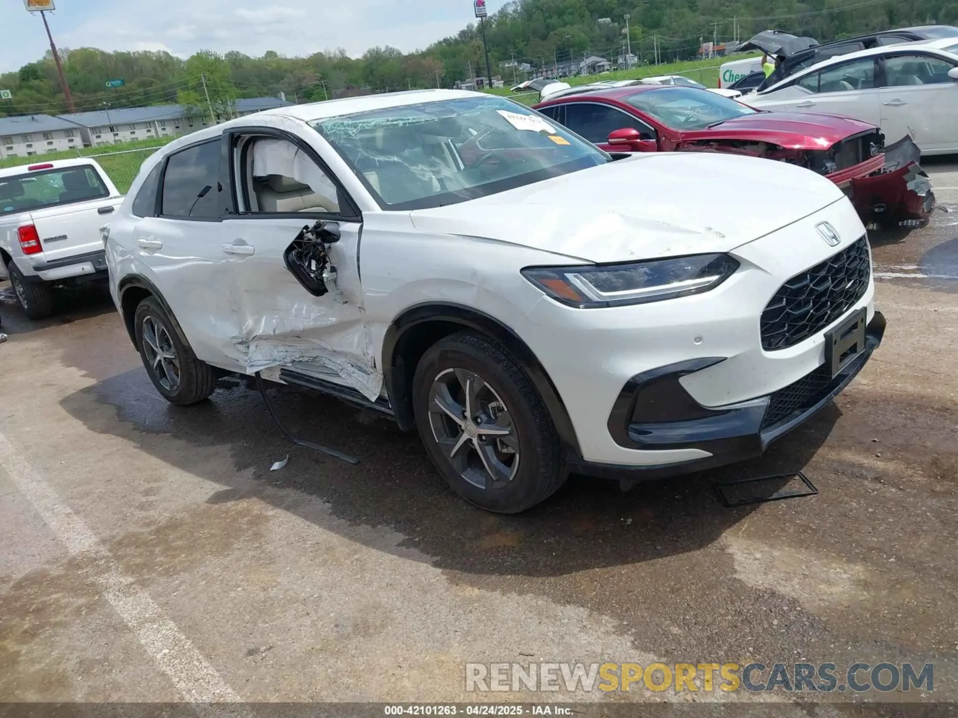 1 Photograph of a damaged car 3CZRZ2H71SM701456 HONDA HR-V 2025