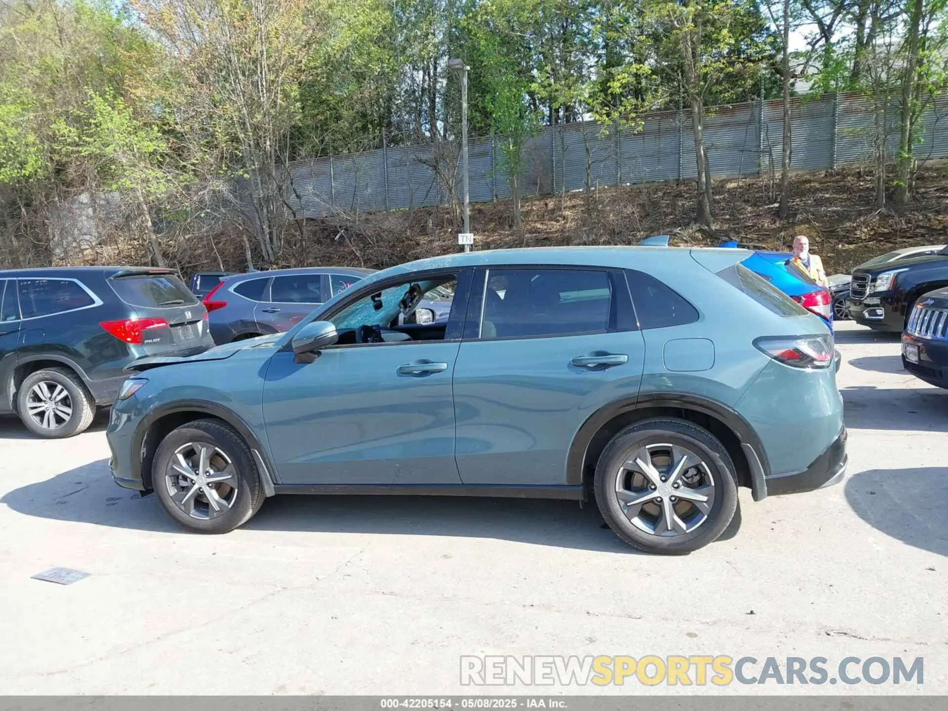 14 Photograph of a damaged car 3CZRZ2H71SM755453 HONDA HR-V 2025