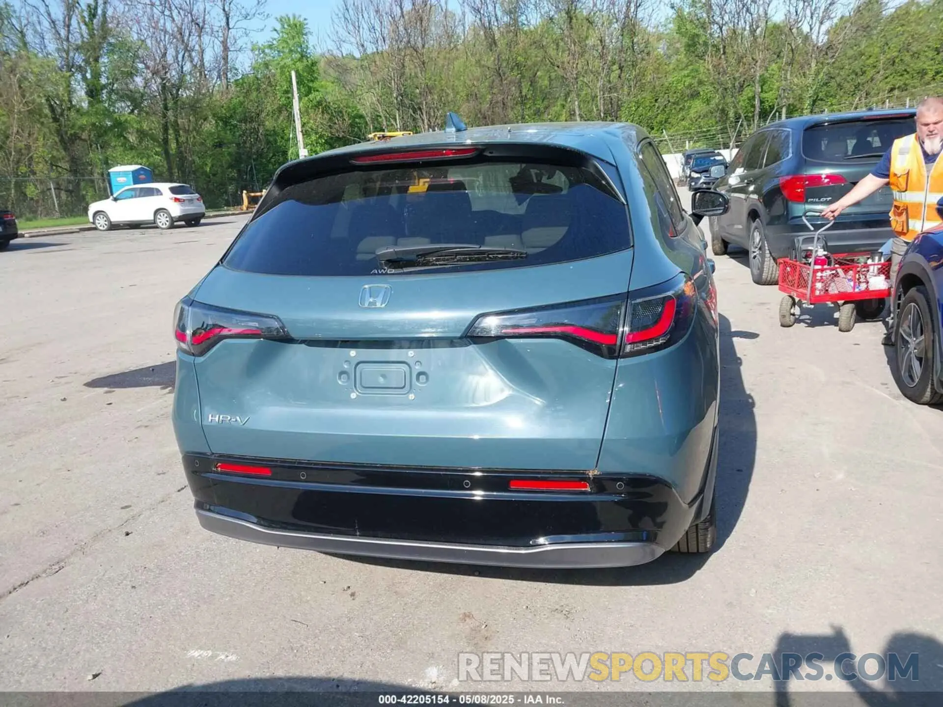 16 Photograph of a damaged car 3CZRZ2H71SM755453 HONDA HR-V 2025