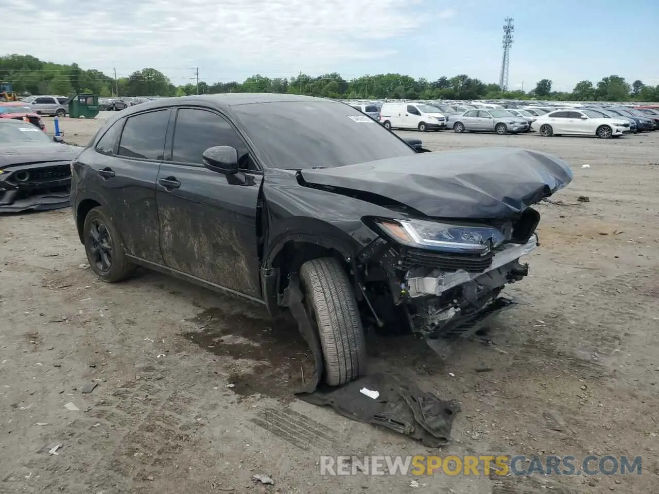4 Photograph of a damaged car 3CZRZ2H72SM713695 HONDA HR-V 2025