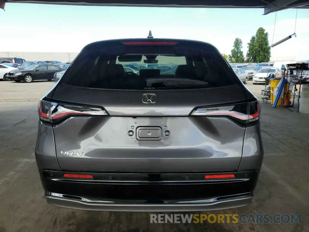 6 Photograph of a damaged car 3CZRZ2H72SM752397 HONDA HR-V 2025