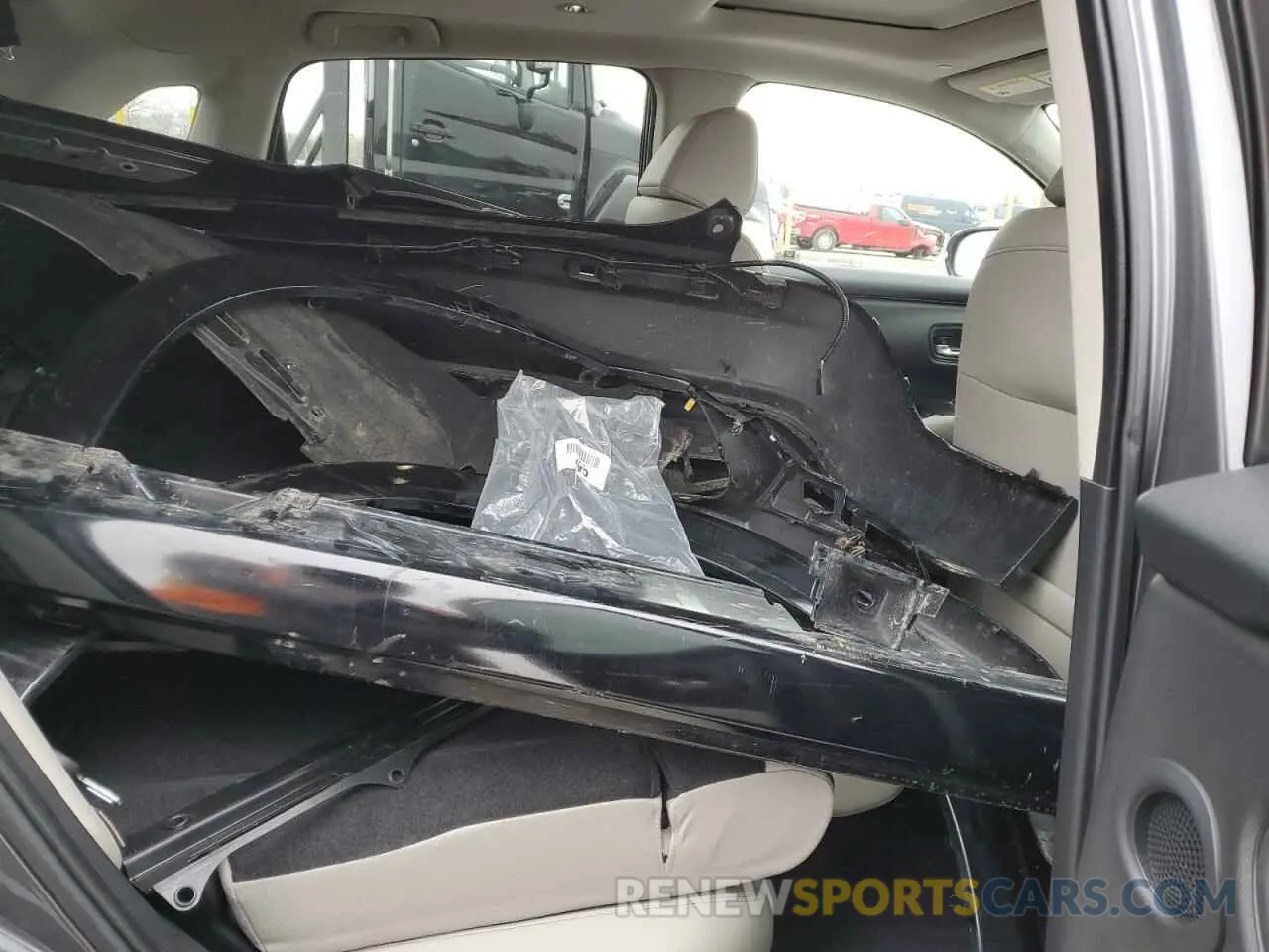 10 Photograph of a damaged car 3CZRZ2H75SM711505 HONDA HR-V 2025