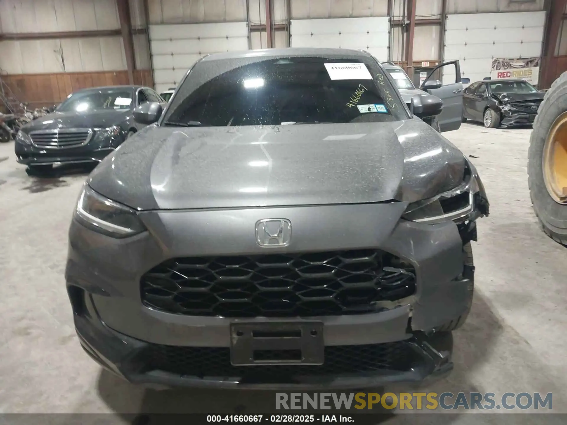 12 Photograph of a damaged car 3CZRZ2H75SM713352 HONDA HR-V 2025