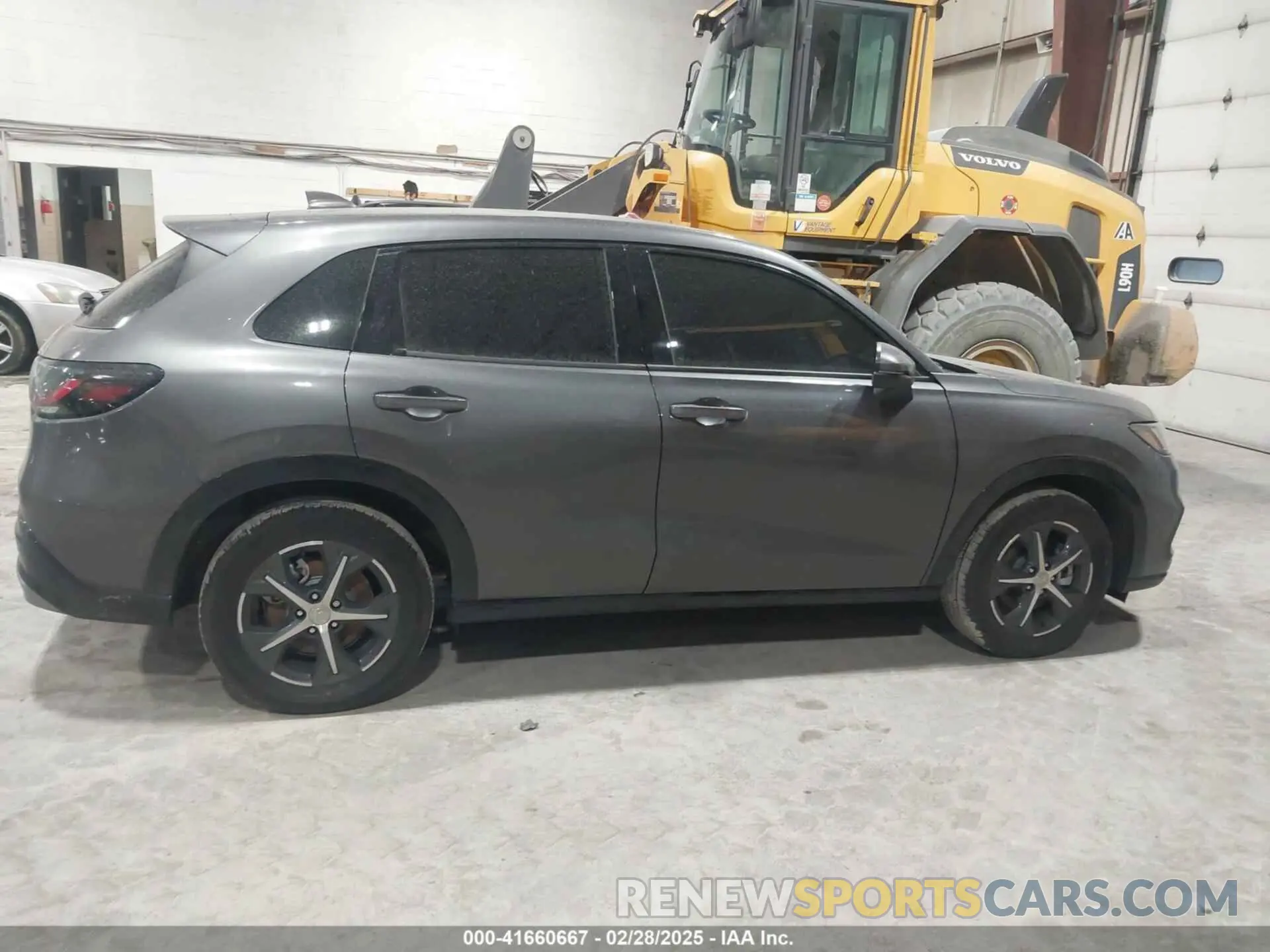 13 Photograph of a damaged car 3CZRZ2H75SM713352 HONDA HR-V 2025