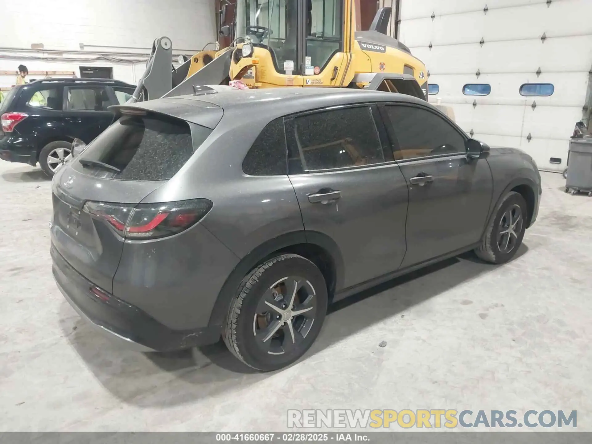 4 Photograph of a damaged car 3CZRZ2H75SM713352 HONDA HR-V 2025