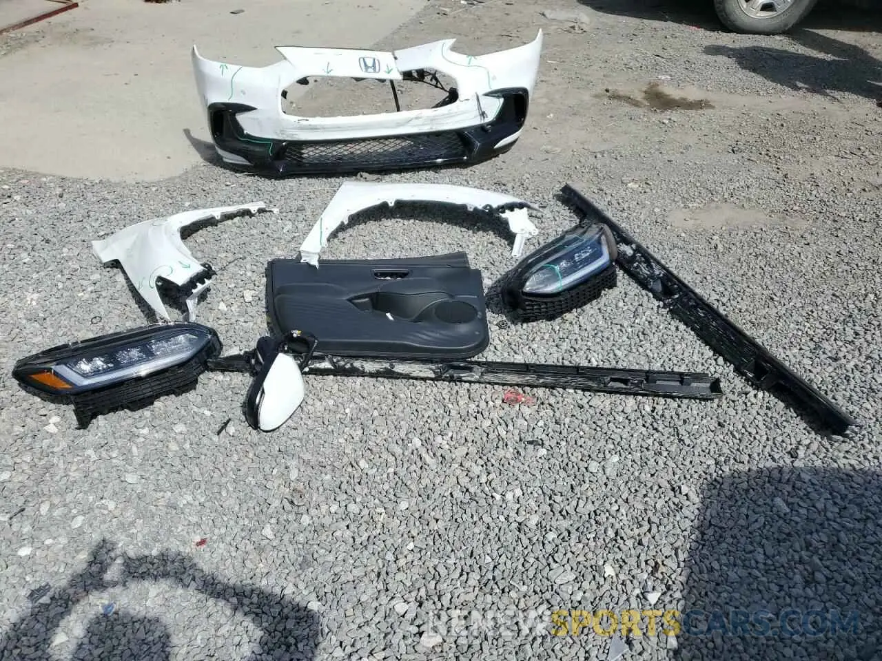 13 Photograph of a damaged car 3CZRZ2H76SM748160 HONDA HR-V 2025