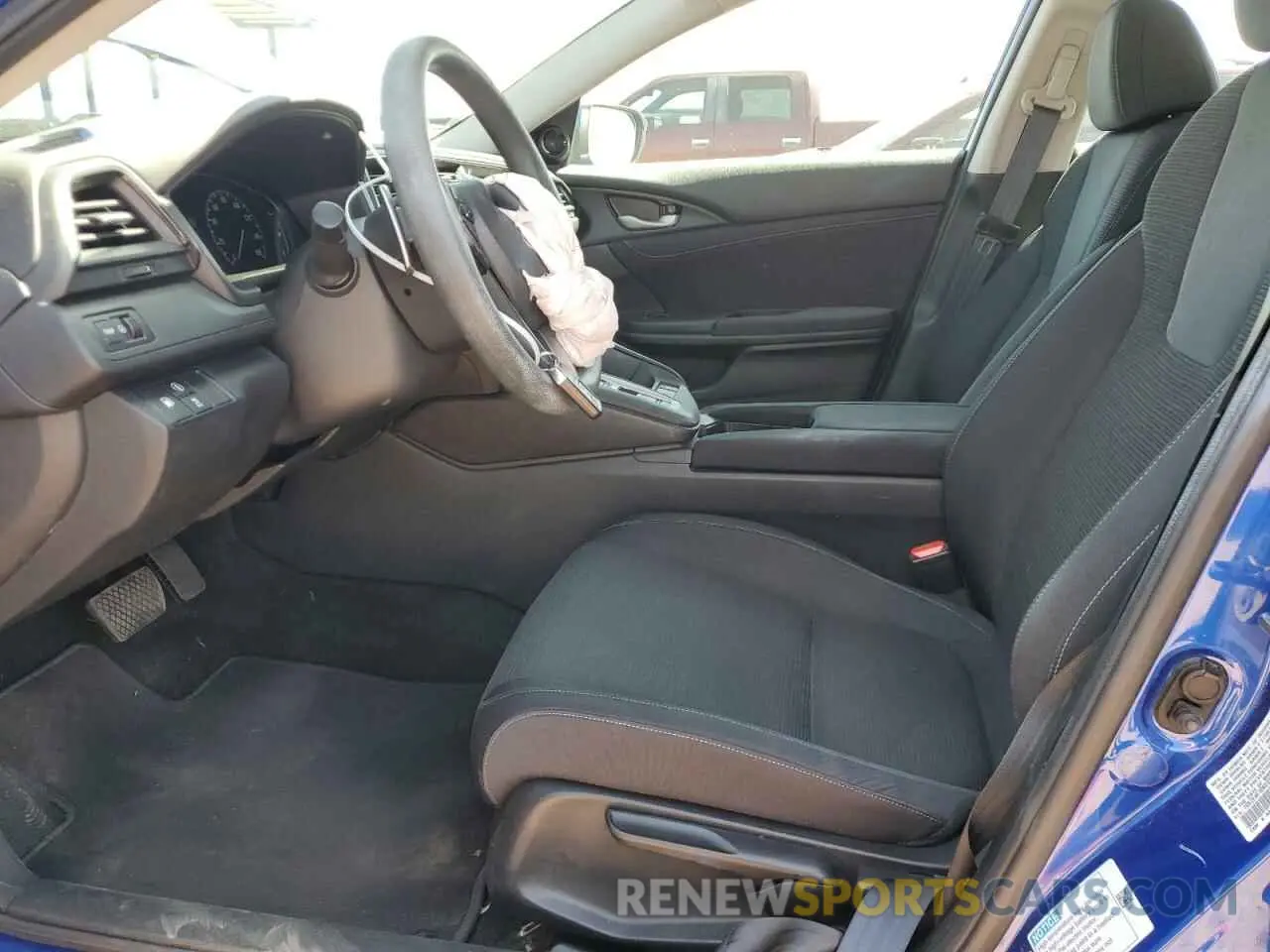 7 Photograph of a damaged car 19XZE4F10KE018914 HONDA INSIGHT 2019