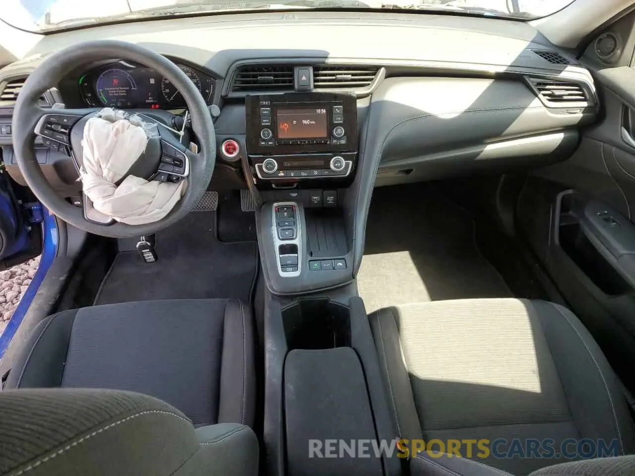 8 Photograph of a damaged car 19XZE4F10KE018914 HONDA INSIGHT 2019