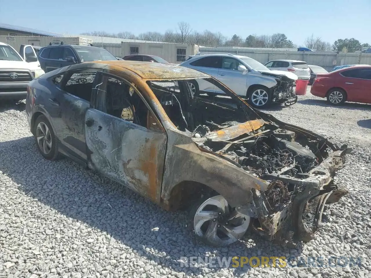 4 Photograph of a damaged car 19XZE4F13KE013593 HONDA INSIGHT 2019