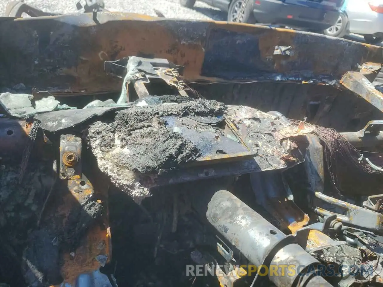 9 Photograph of a damaged car 19XZE4F13KE013593 HONDA INSIGHT 2019