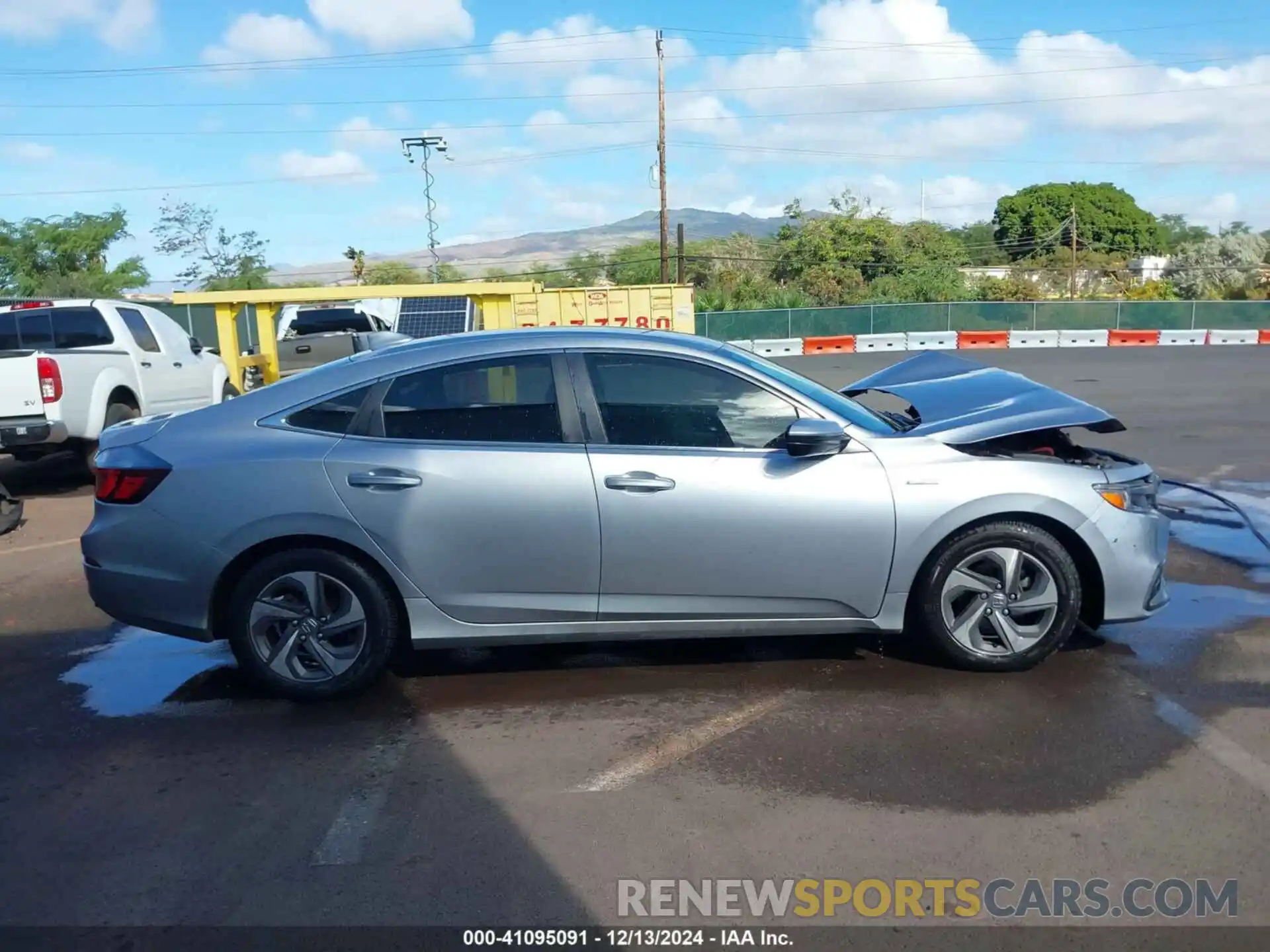 14 Photograph of a damaged car 19XZE4F14KE023761 HONDA INSIGHT 2019