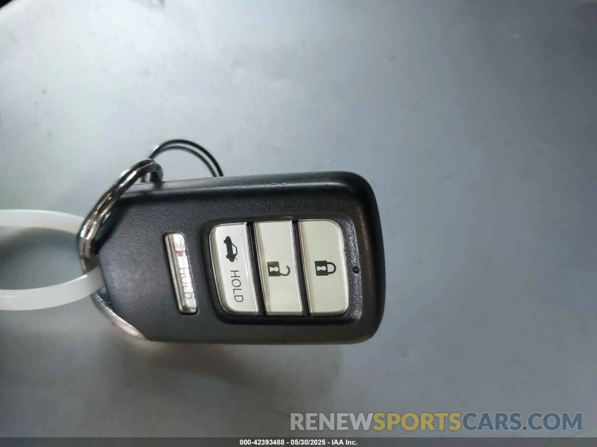 11 Photograph of a damaged car 19XZE4F14KE027597 HONDA INSIGHT 2019
