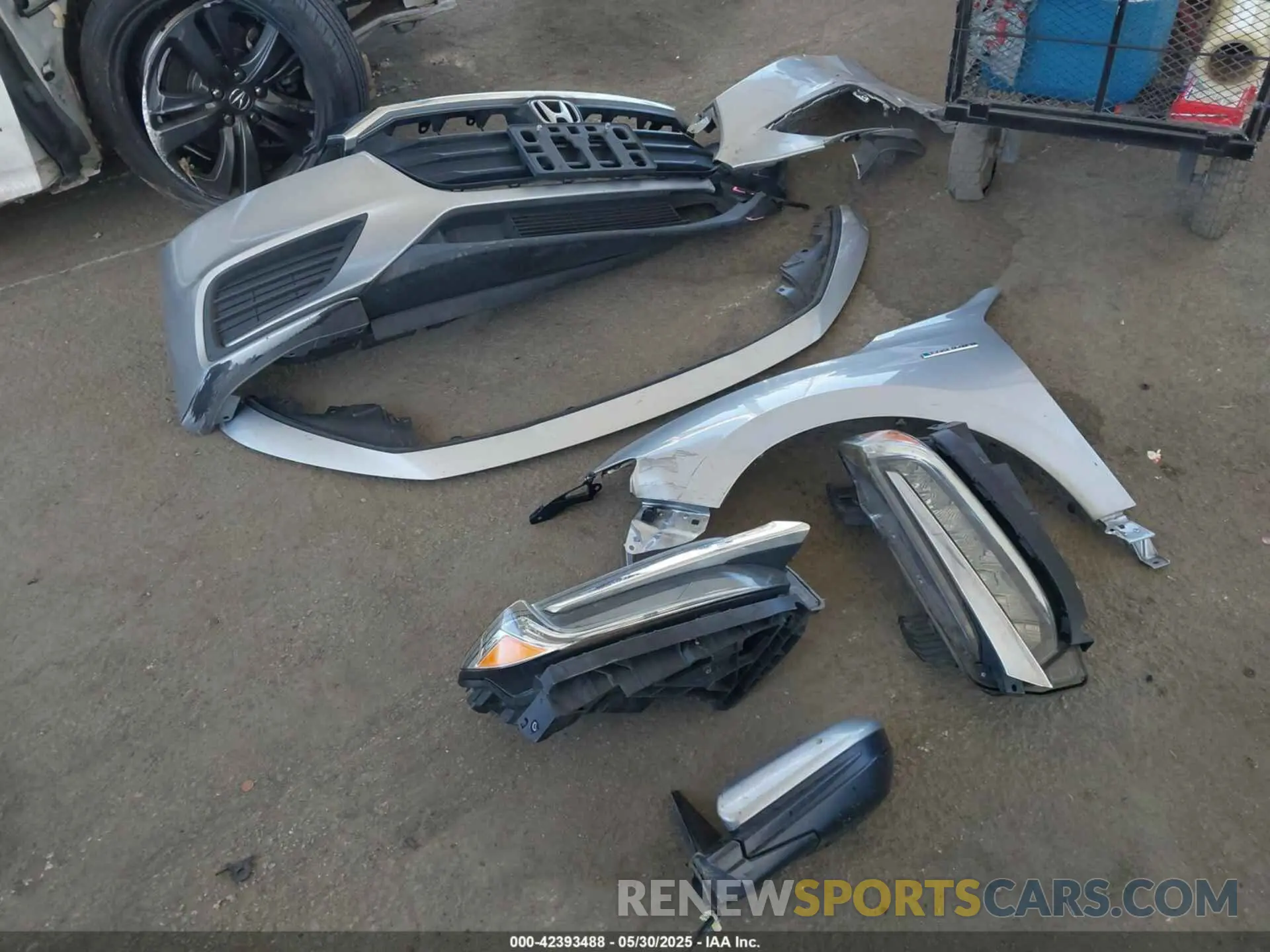 12 Photograph of a damaged car 19XZE4F14KE027597 HONDA INSIGHT 2019