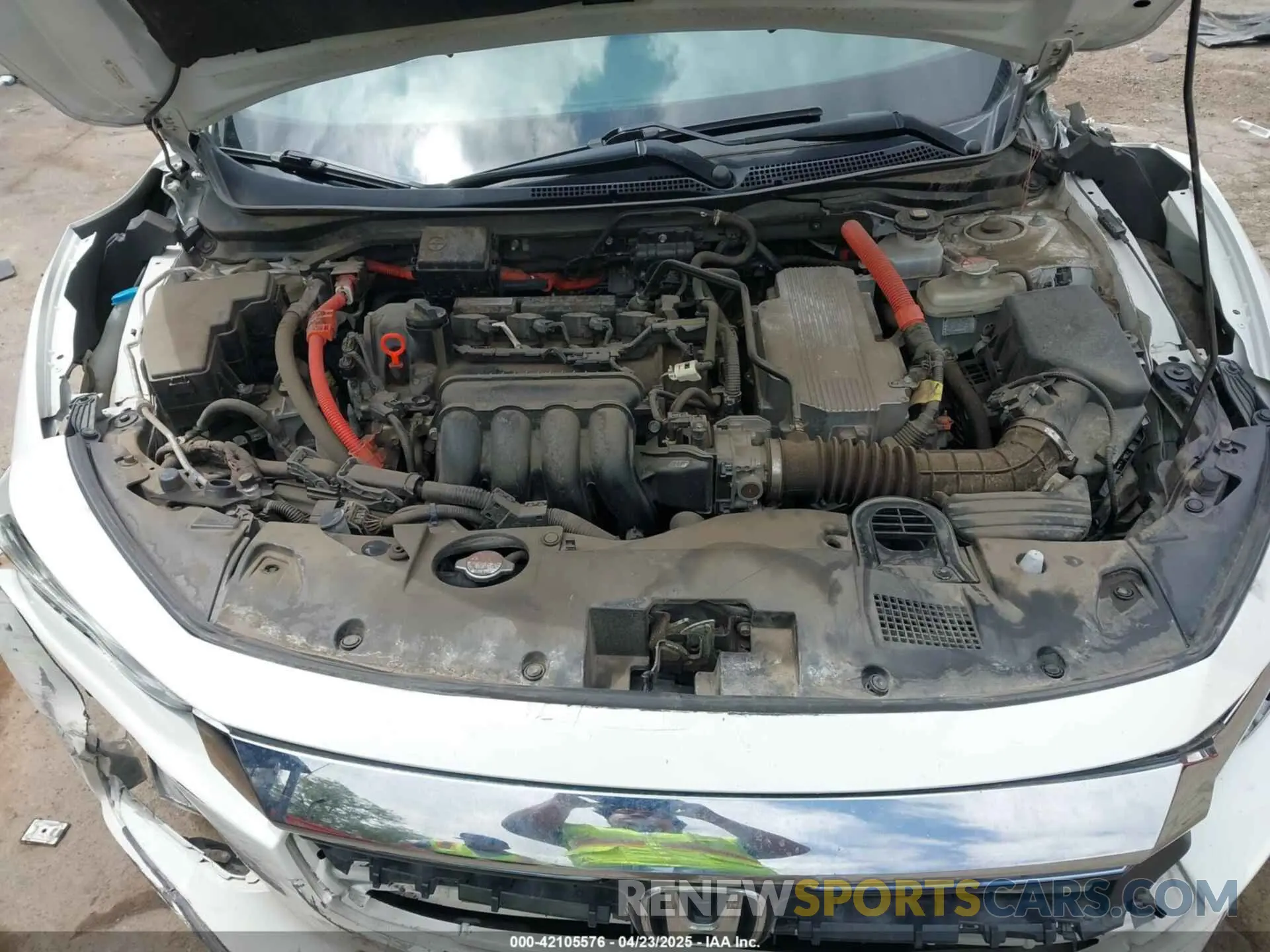 10 Photograph of a damaged car 19XZE4F15KE028600 HONDA INSIGHT 2019