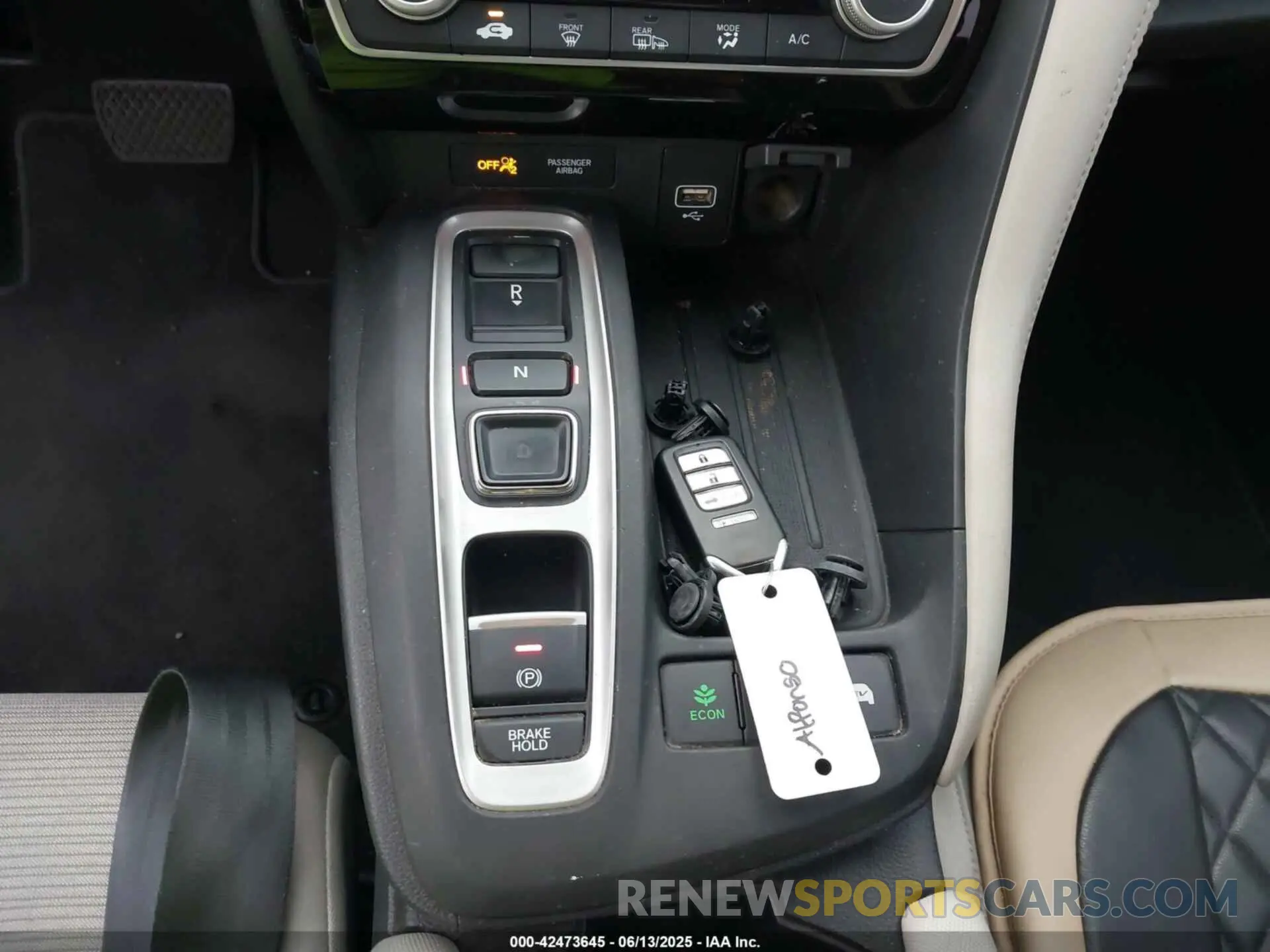 11 Photograph of a damaged car 19XZE4F17KE004511 HONDA INSIGHT 2019