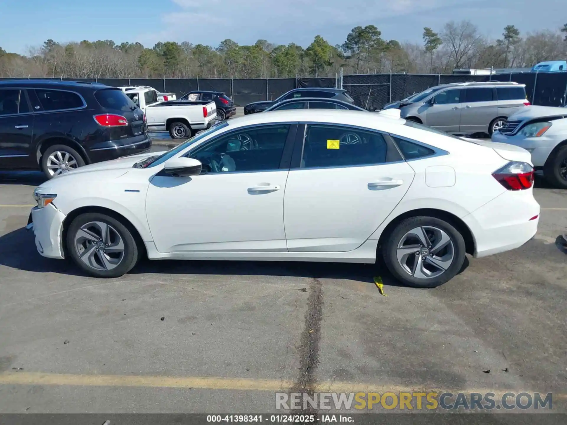 15 Photograph of a damaged car 19XZE4F50KE001436 HONDA INSIGHT 2019