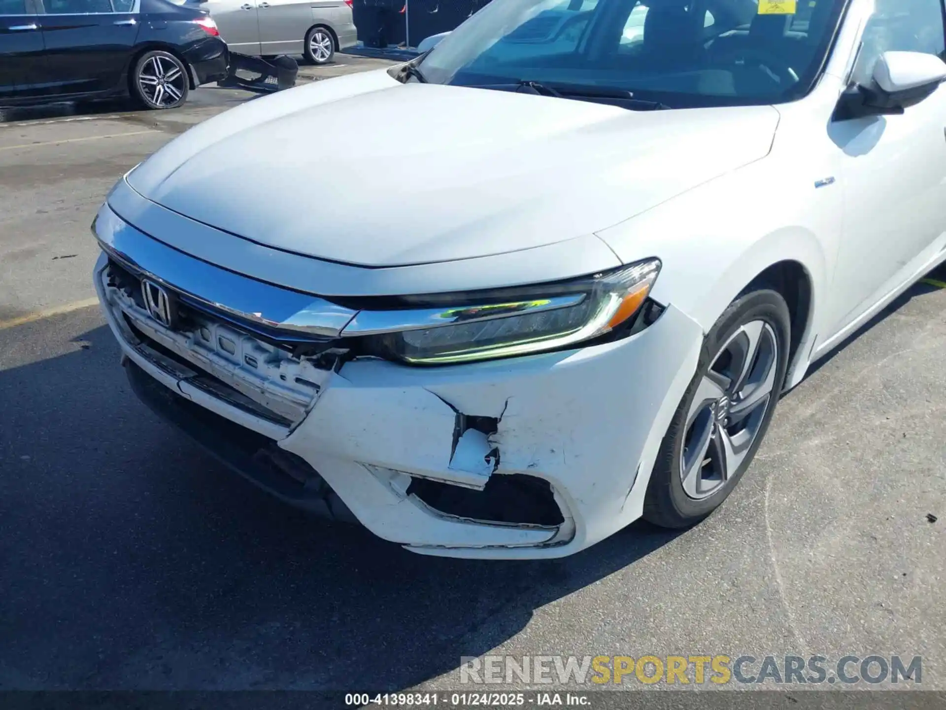 6 Photograph of a damaged car 19XZE4F50KE001436 HONDA INSIGHT 2019