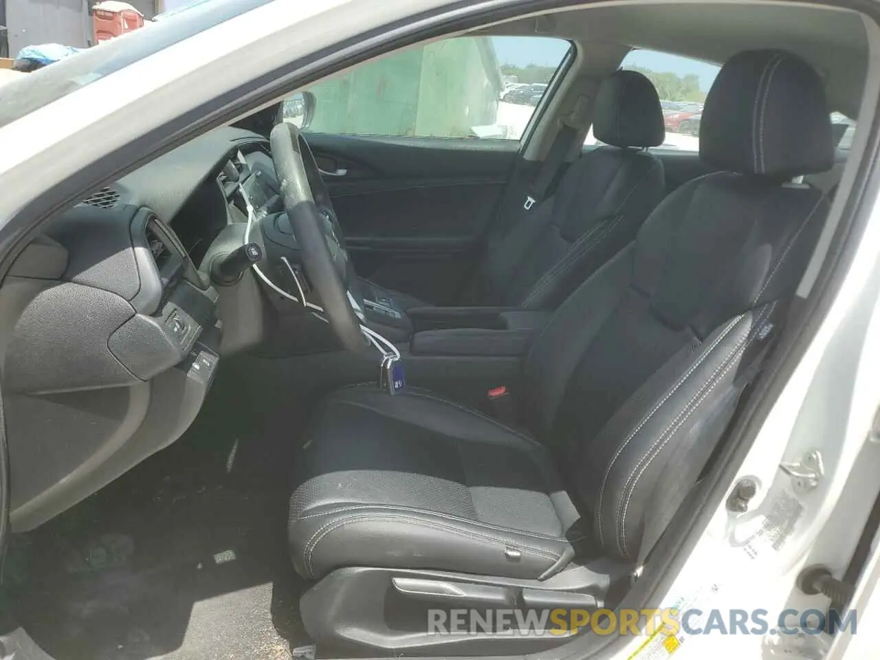 7 Photograph of a damaged car 19XZE4F50KE006314 HONDA INSIGHT 2019